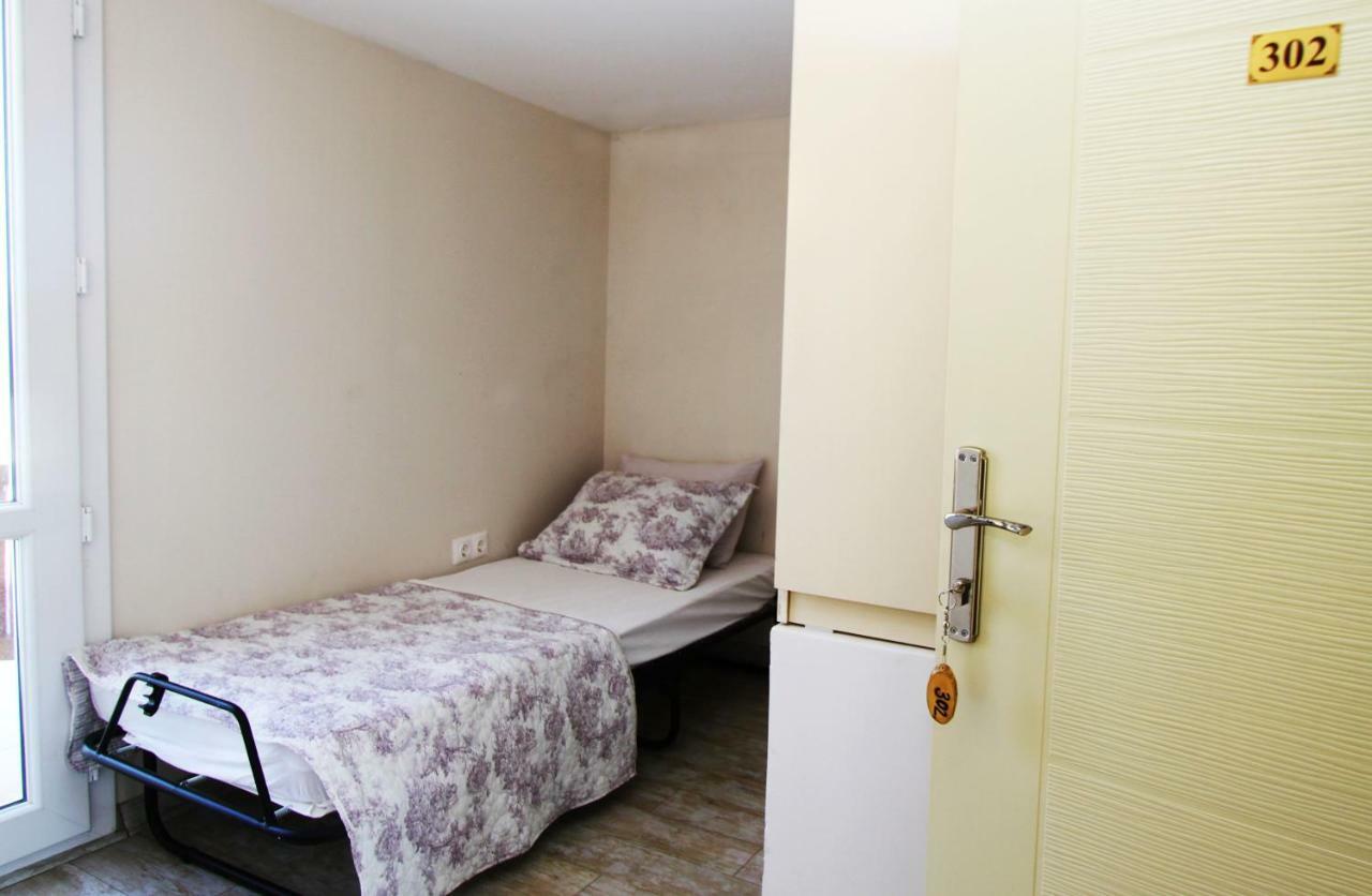 Bed & Breakfast Kandira Butik 2*