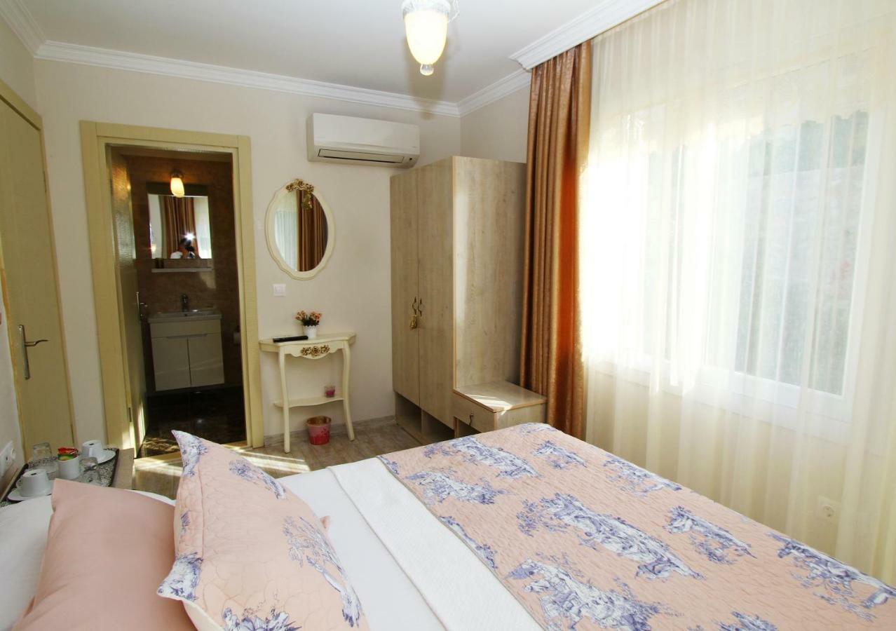 Kandira Butik 2*