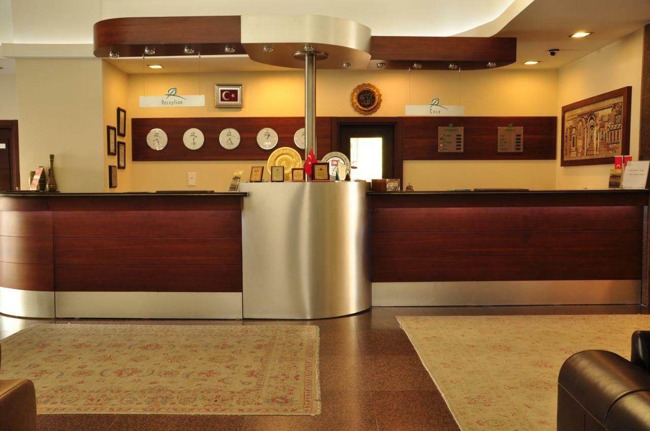 Hotel & 5*