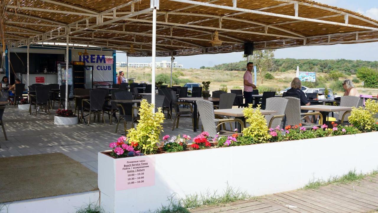 Irem Garden & 2* Side