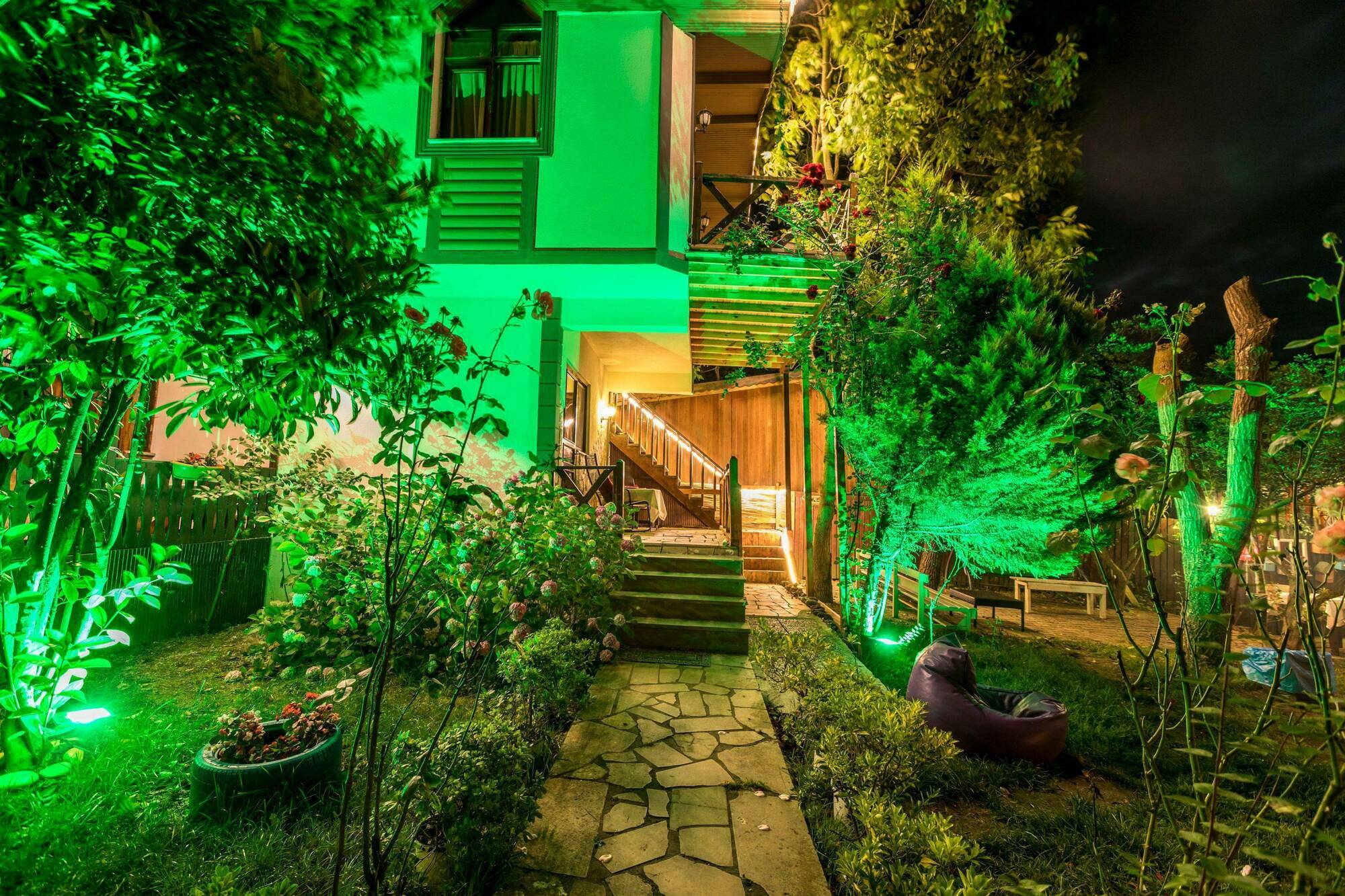 Elrio Agva (Marmara)