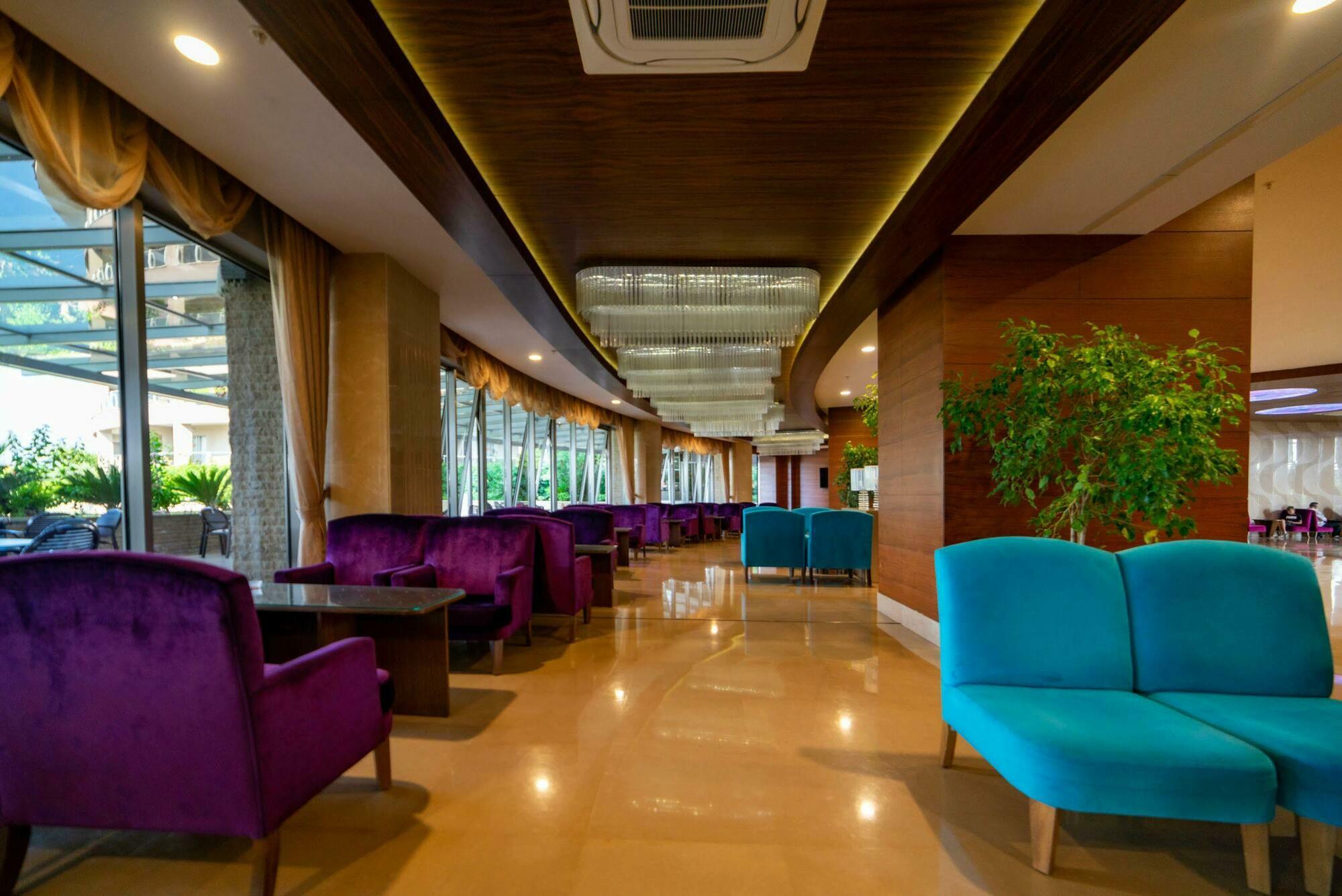 Sunmelia & Hotel