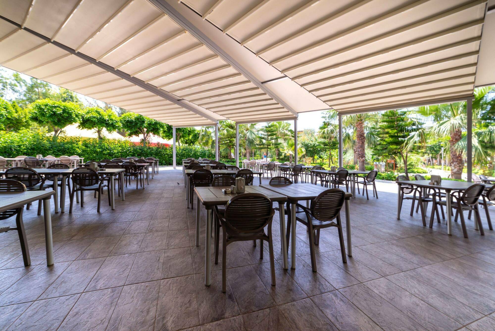 Sunmelia & Hotel 5*