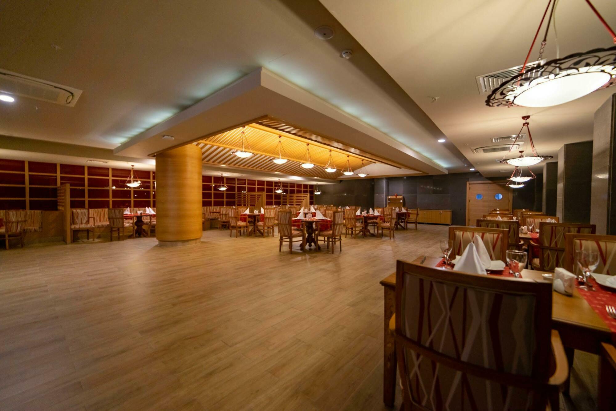 Hotel Sunmelia &