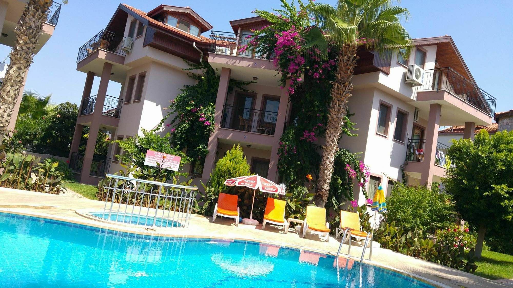 Aparthotel Minta
