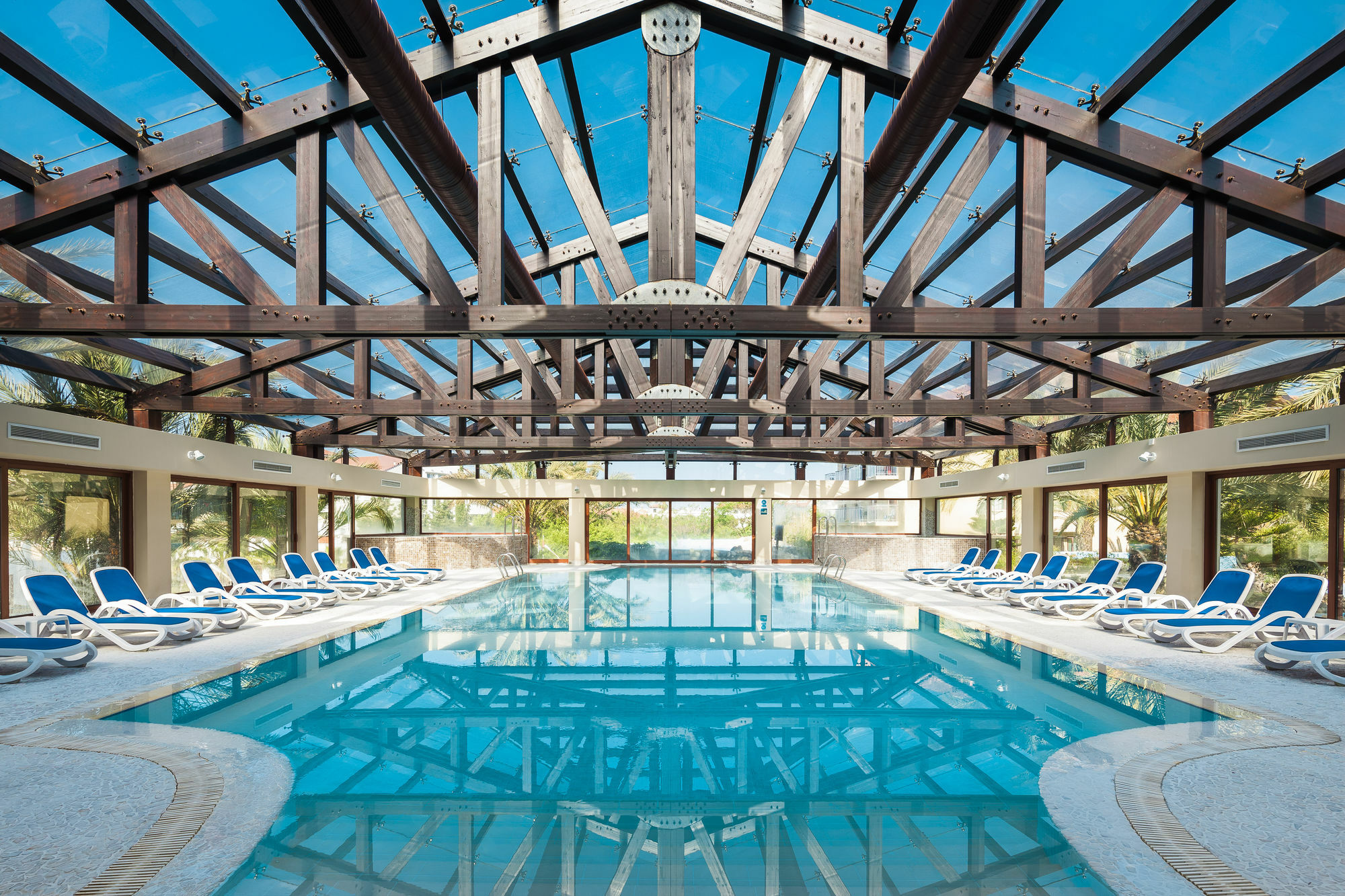 Club Grand Aqua Hotel 5*