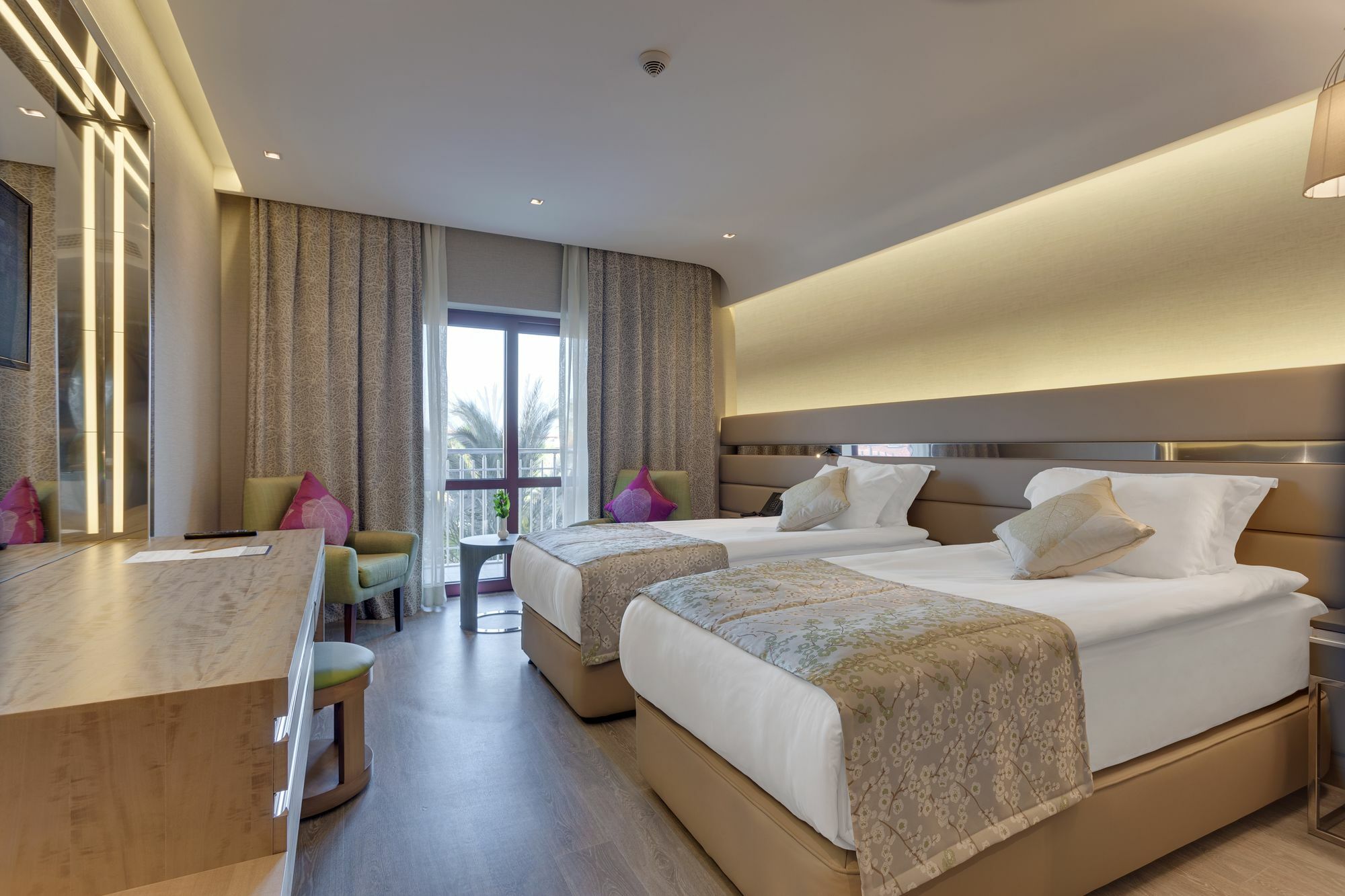 Club Grand Aqua Hotel 5*