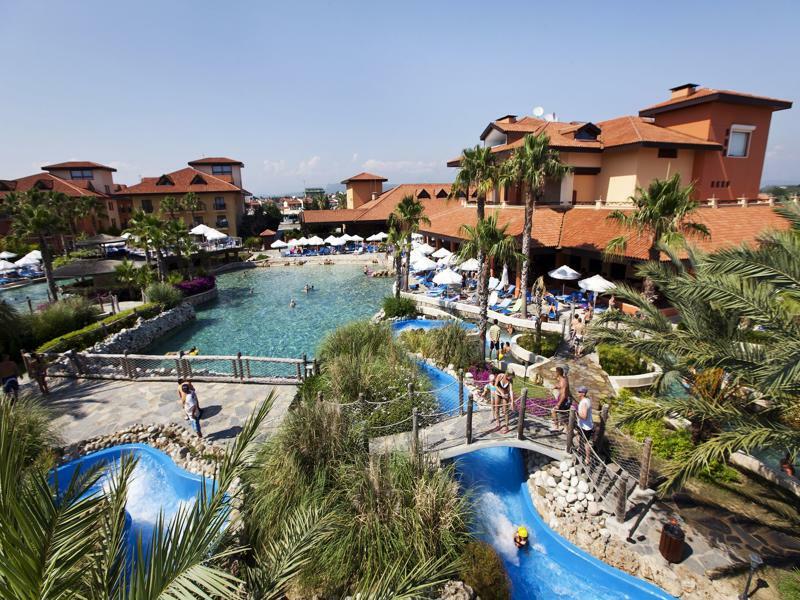 Hotel Club Grand Aqua Colakli