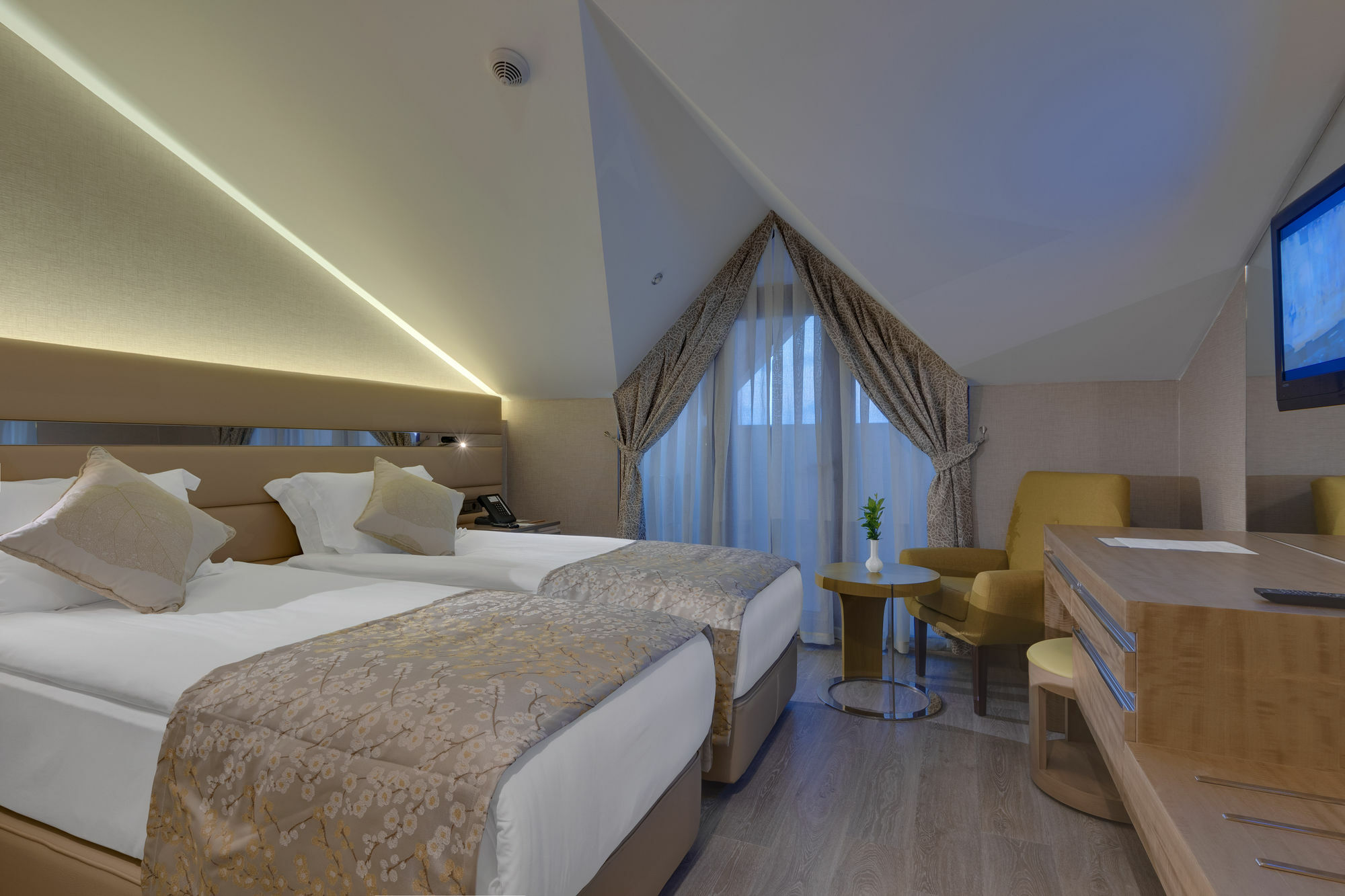 Hotel Club Grand Aqua Colakli