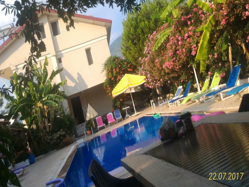Guest house Cc's Butik 2*