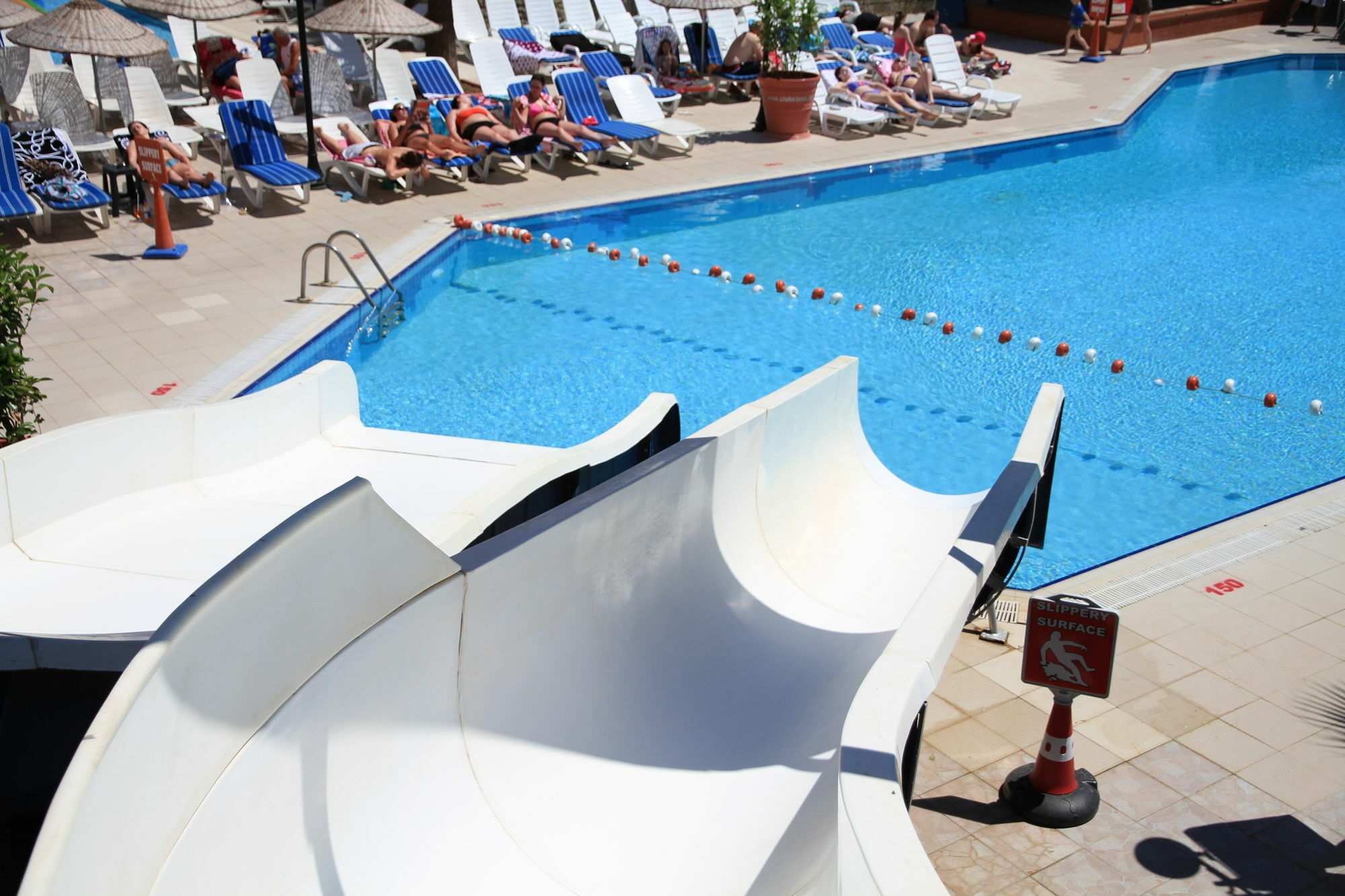 Resort Club Alpina 3*
