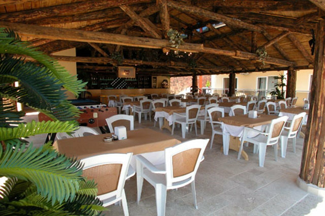 Club Tokmak Apartment Icmeler