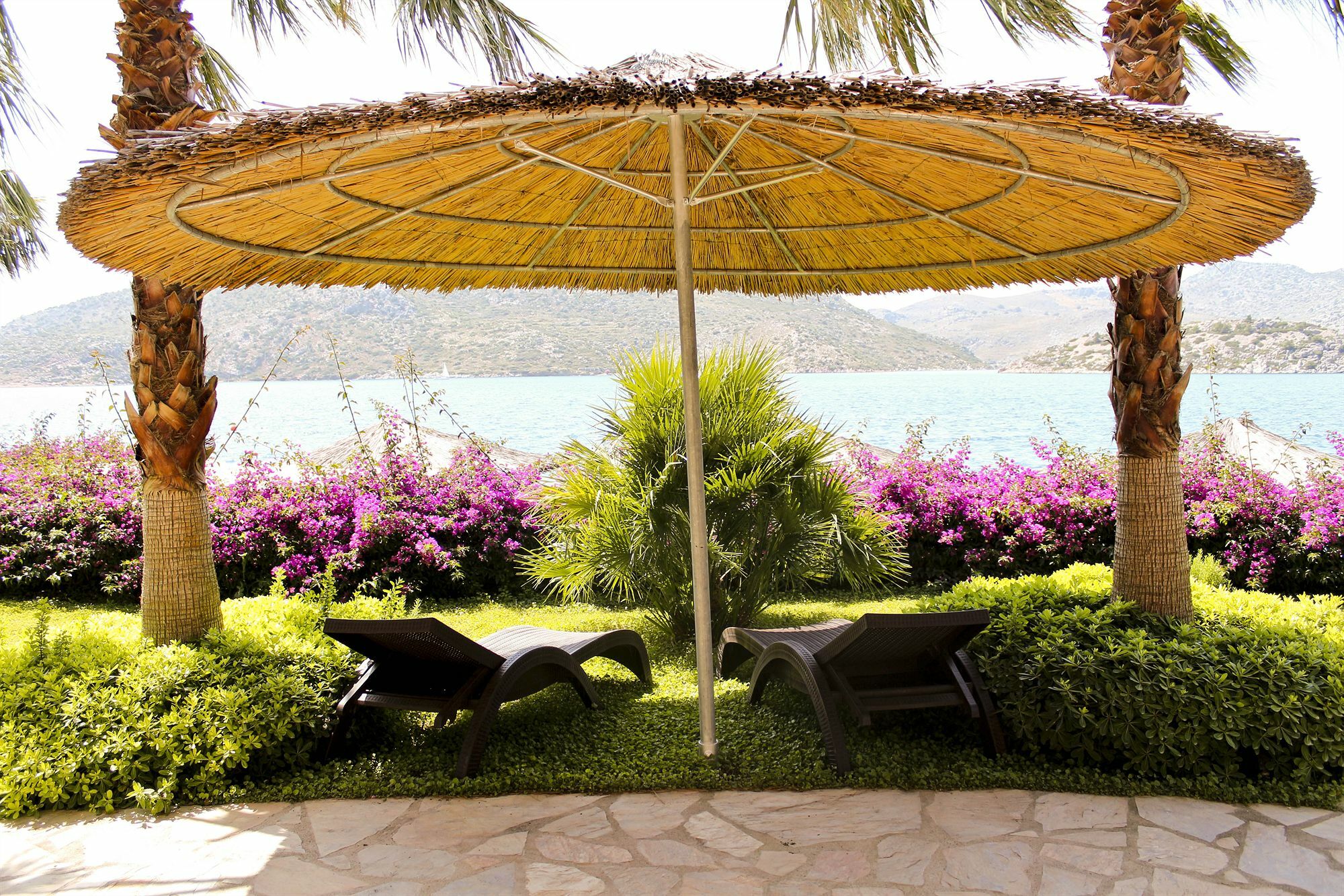 Hotel Loryma Luxury