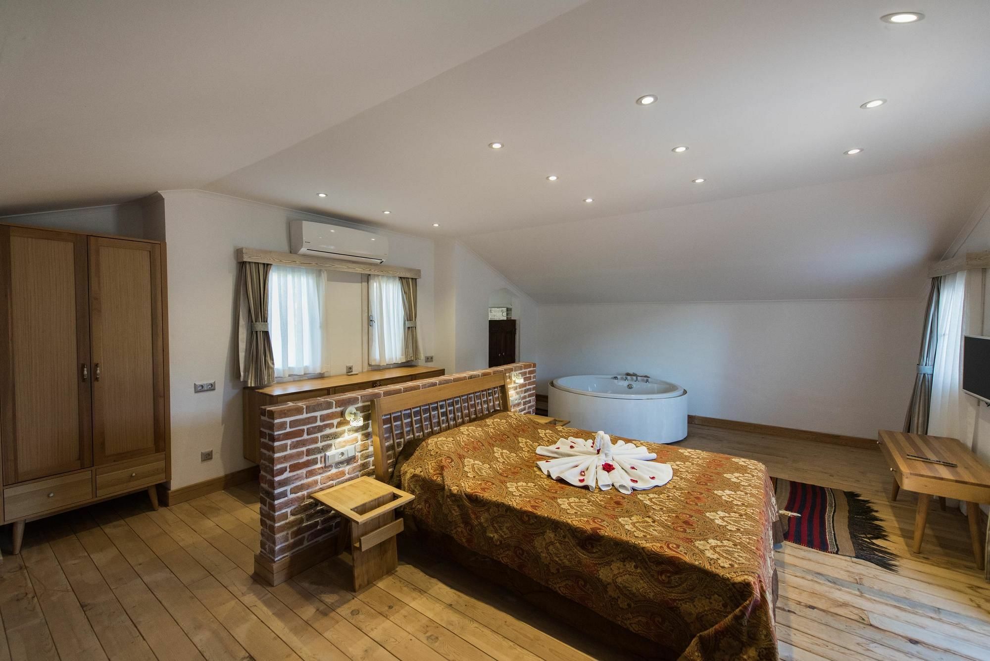 Kayakoy Hotel Aparthotel 3*