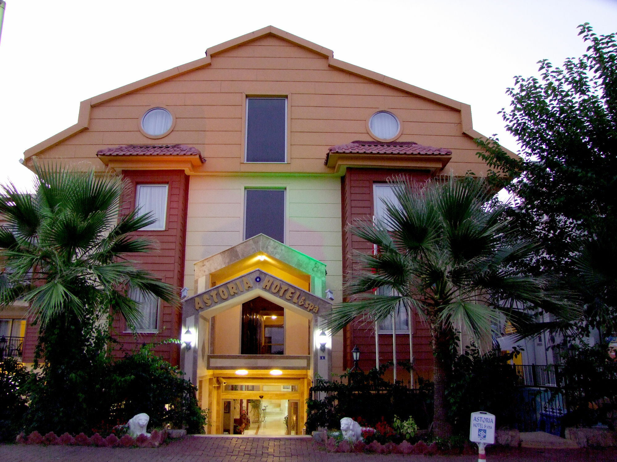 Murat 2 Hotel