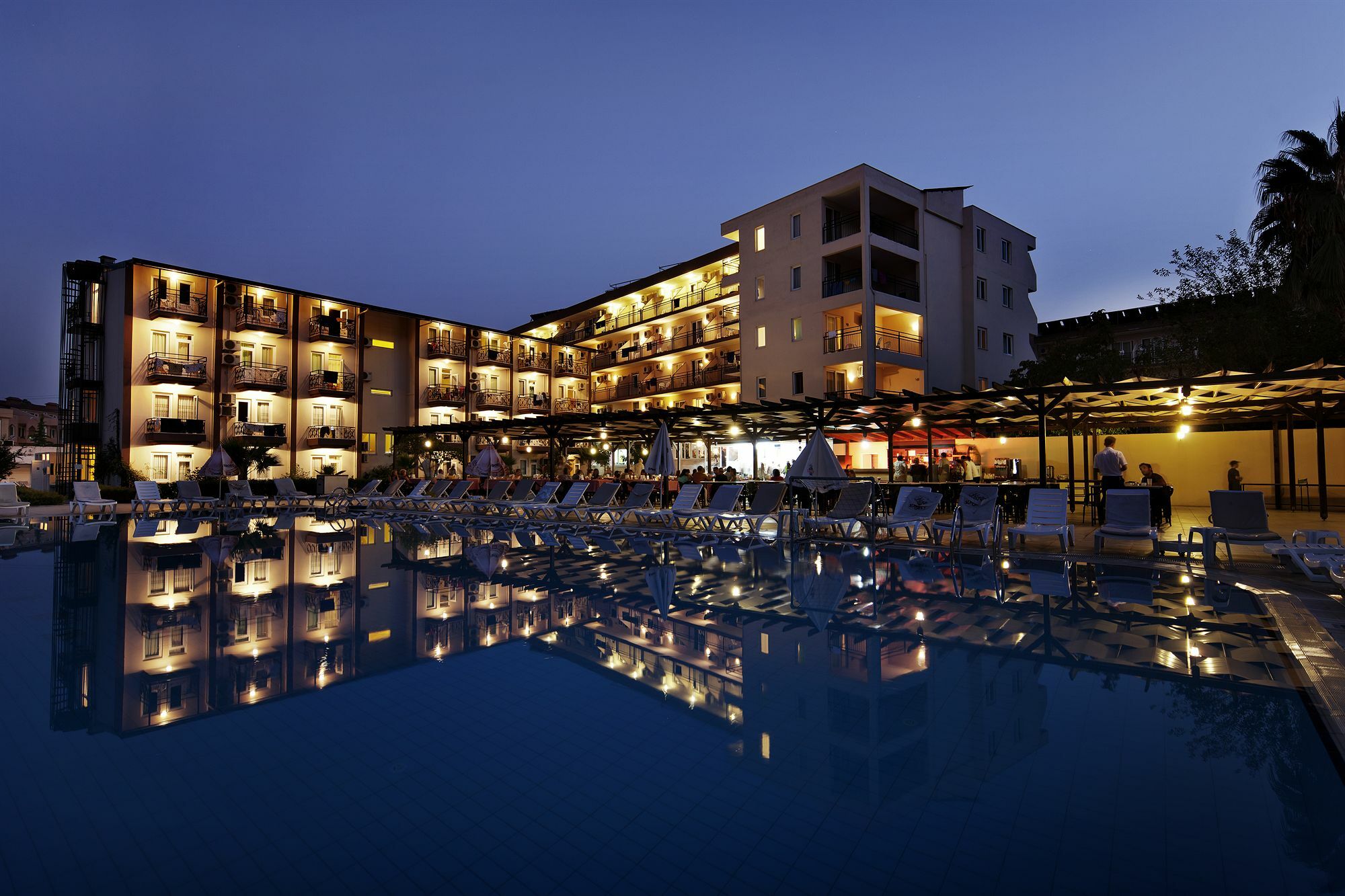 Hotel Larissa Garden Beldibi 3*