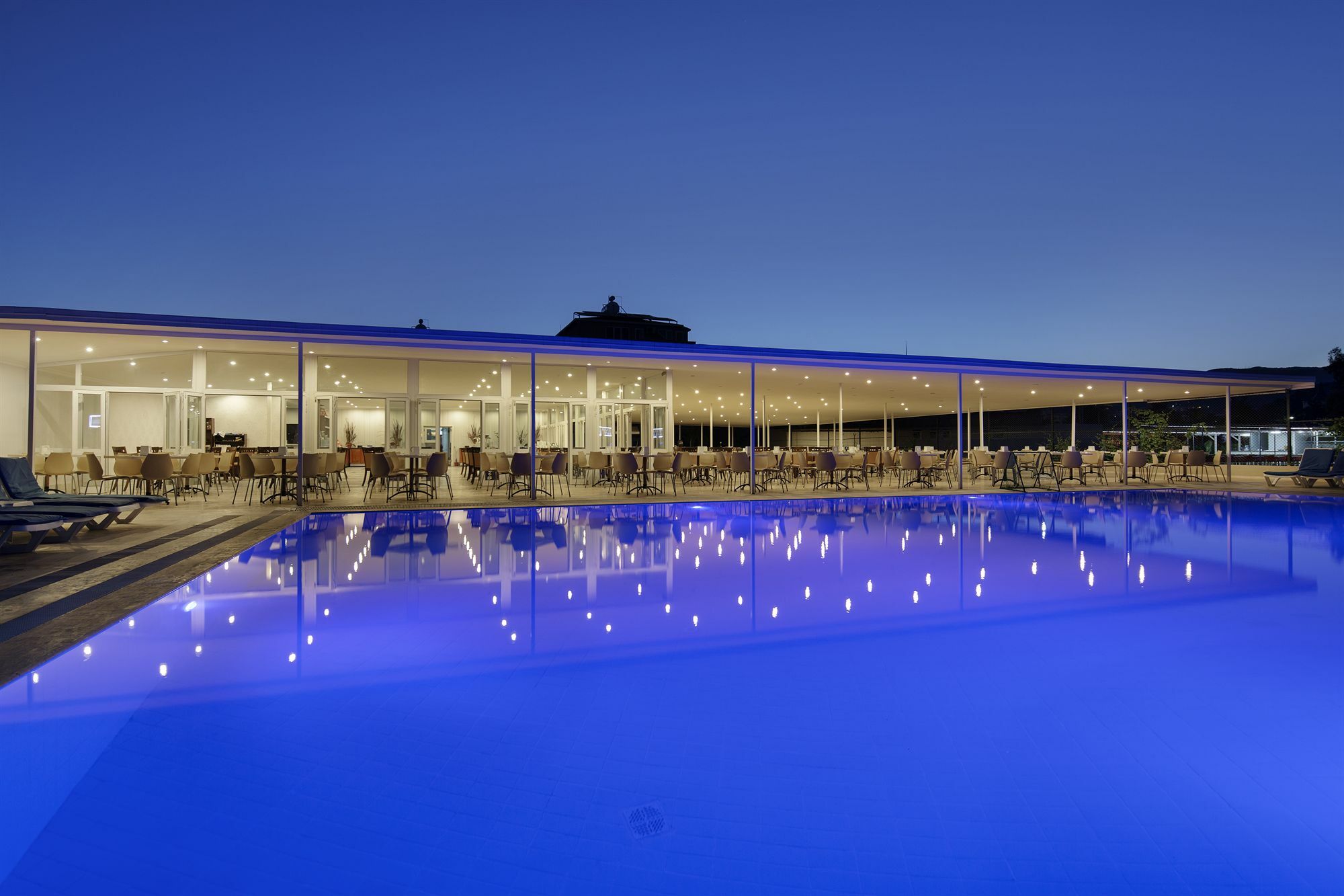 Larissa Club 4*