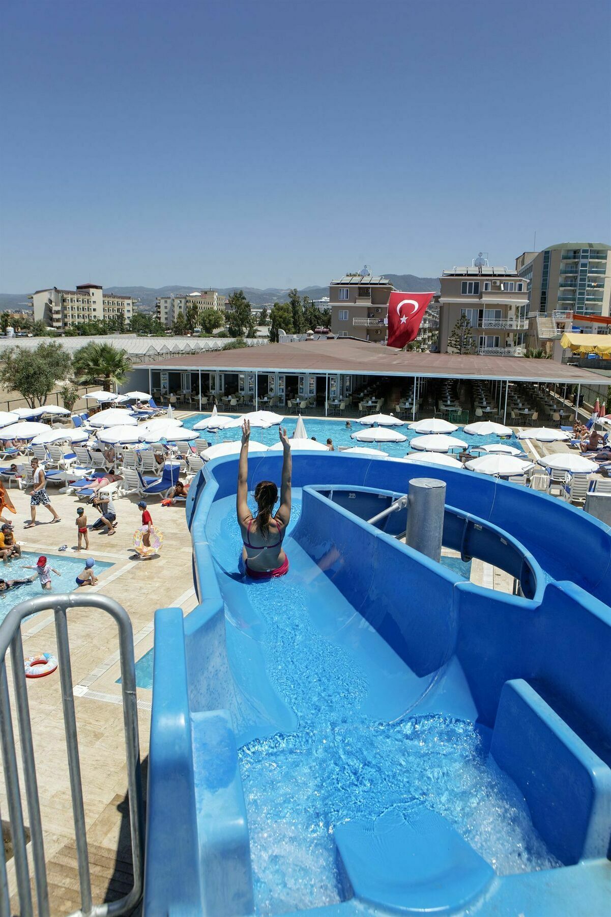 Larissa Club