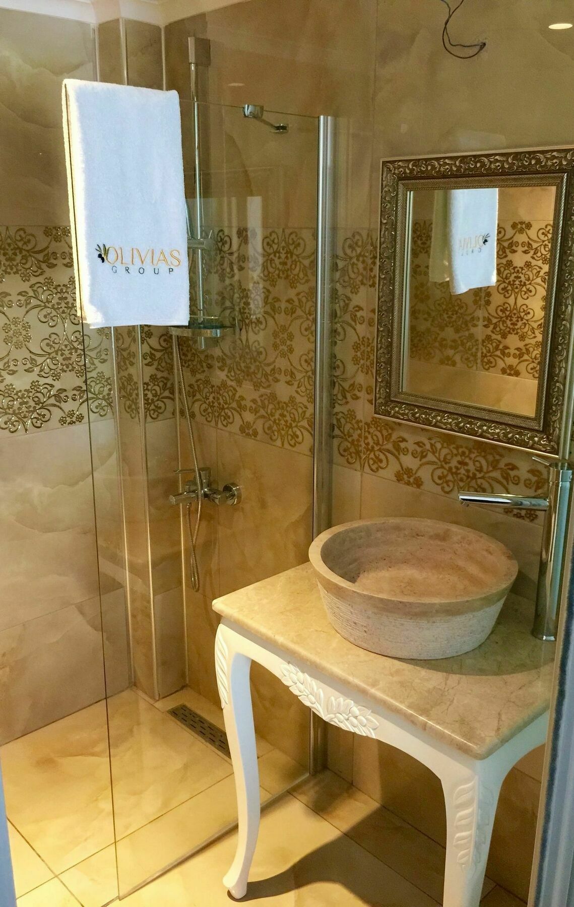 Olivias Group Hotel 3*