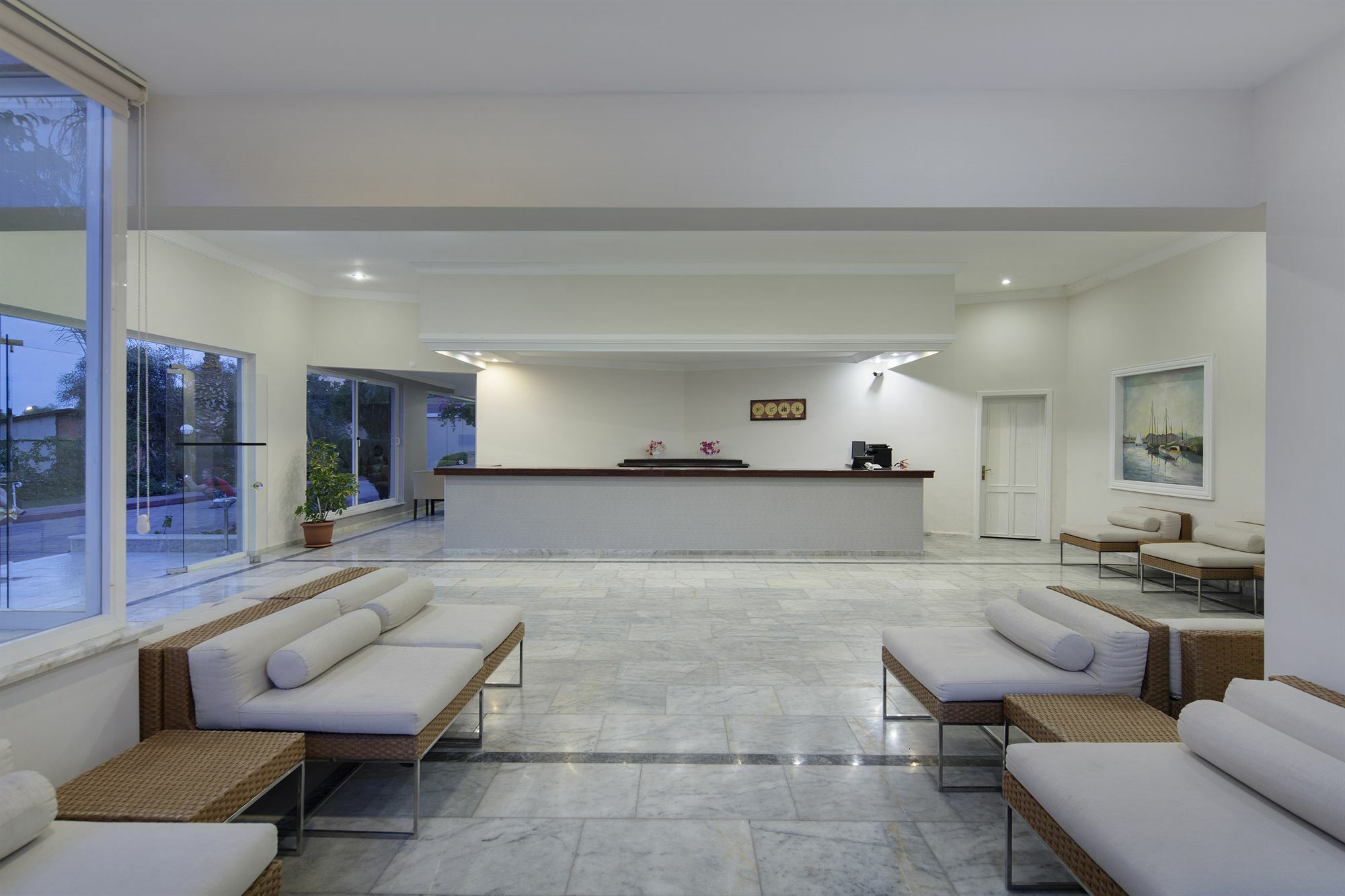 Larissa Club Hotel