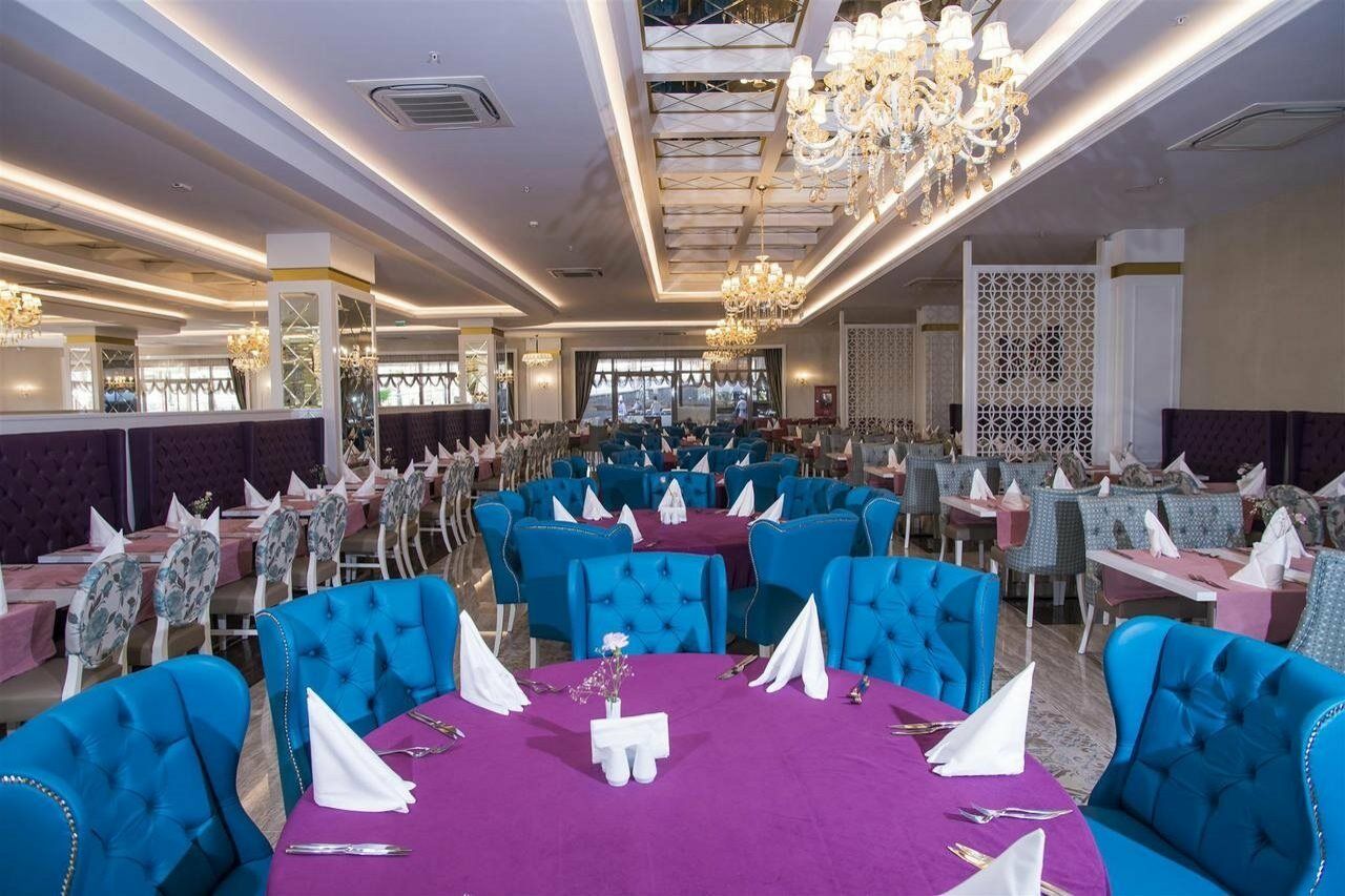 Dreamworld Hotel