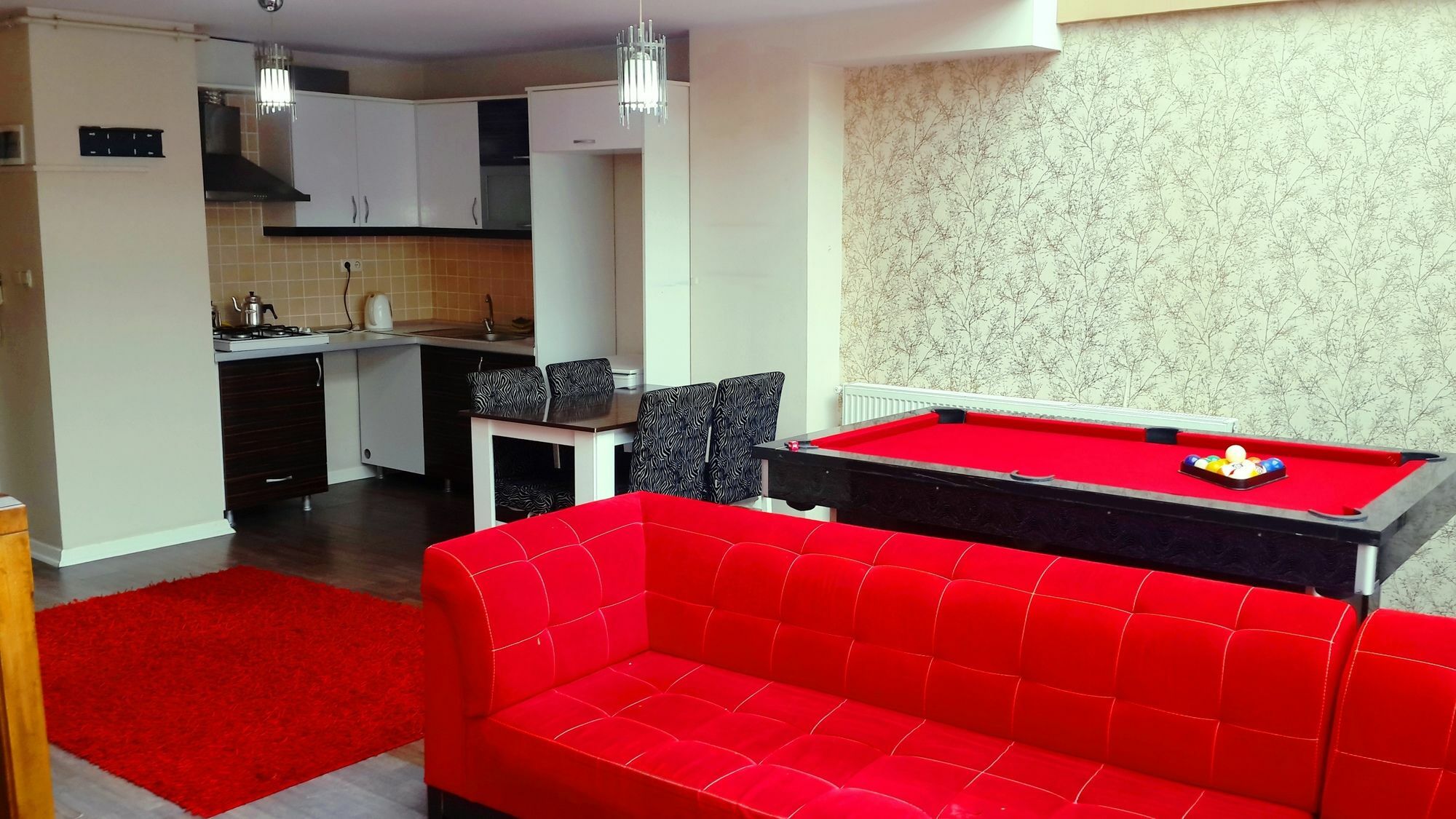 Hera Apartment *