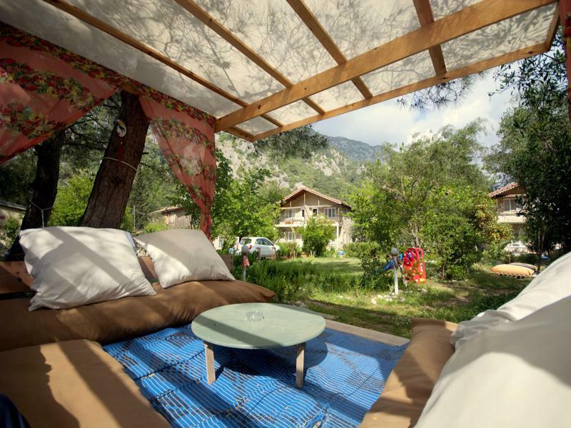 Dionysos Guest house 3*