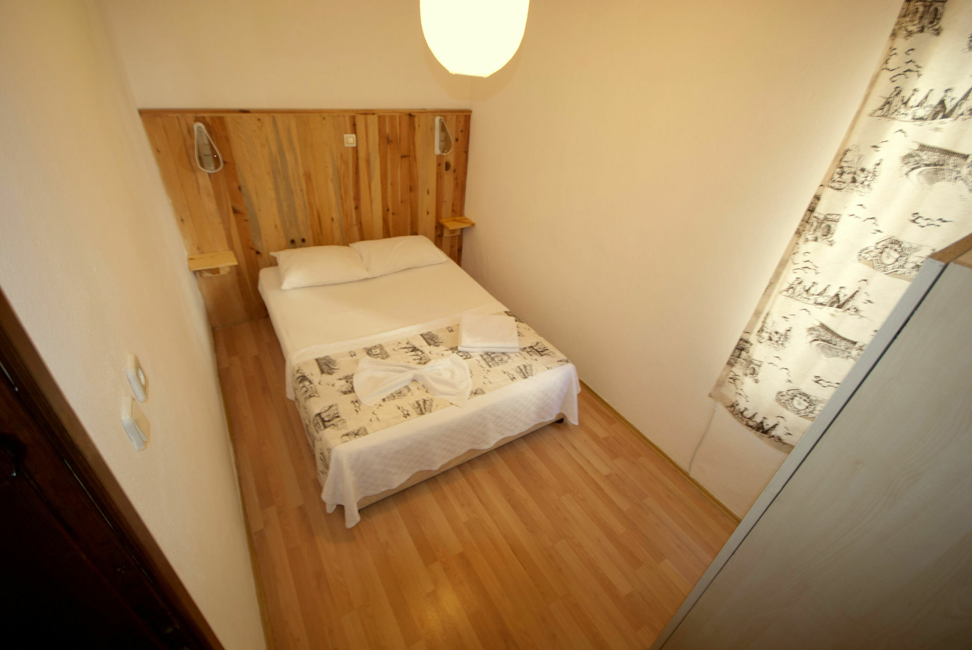 Dionysos Guest house 3*