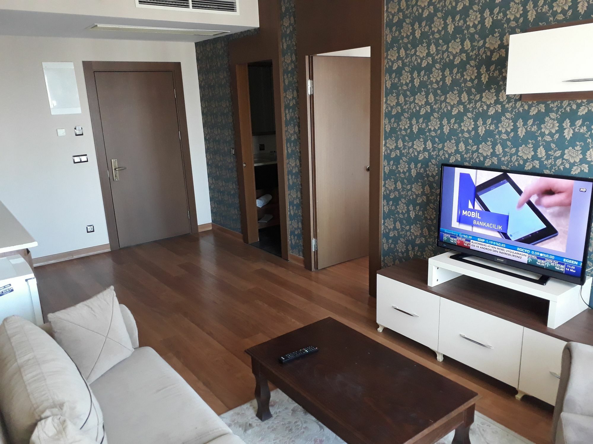 Apartment Elits Suits *