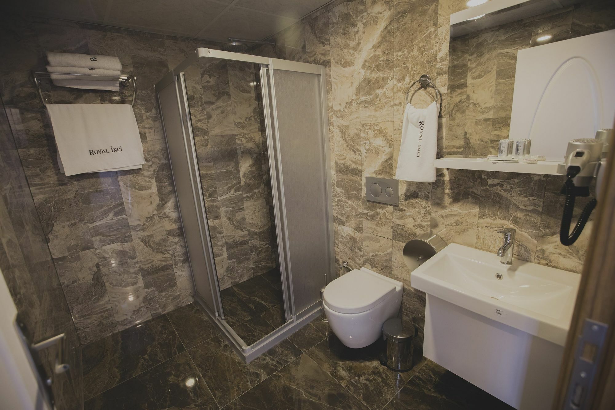Hotel Royal Inci 3*