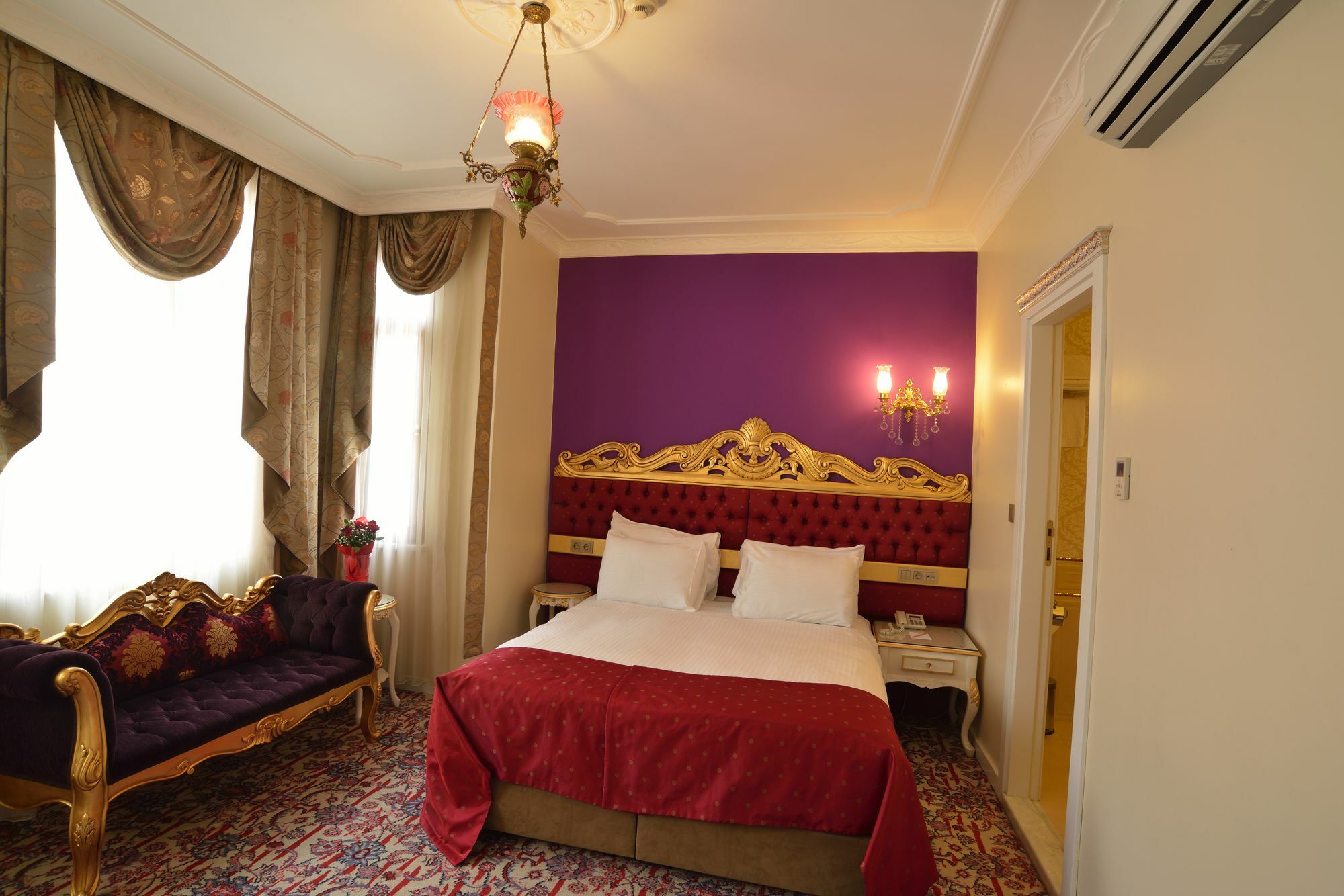 Hotel Galatower 3*