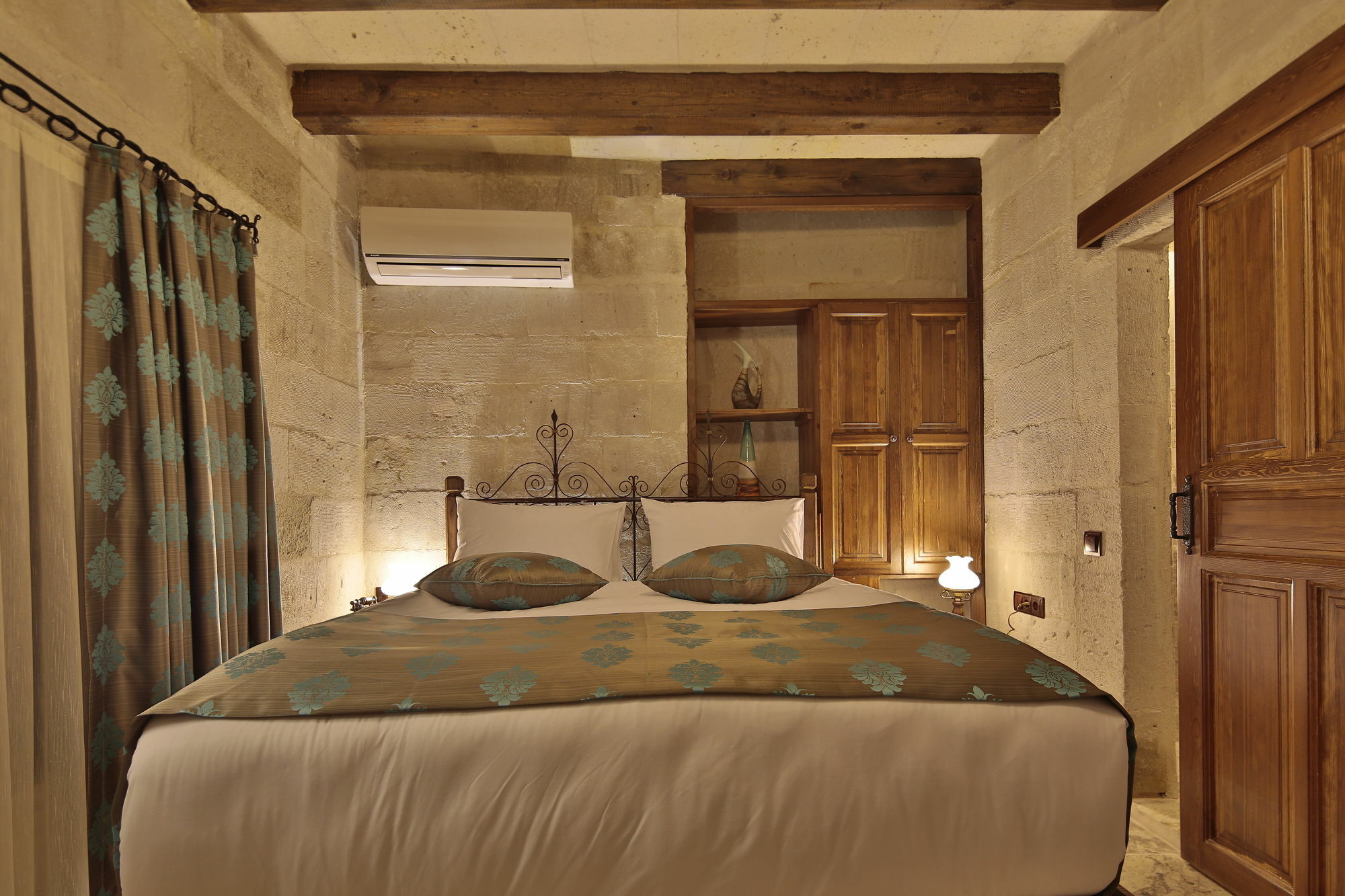 Hotel Aren Cave And Art Gallery Goreme