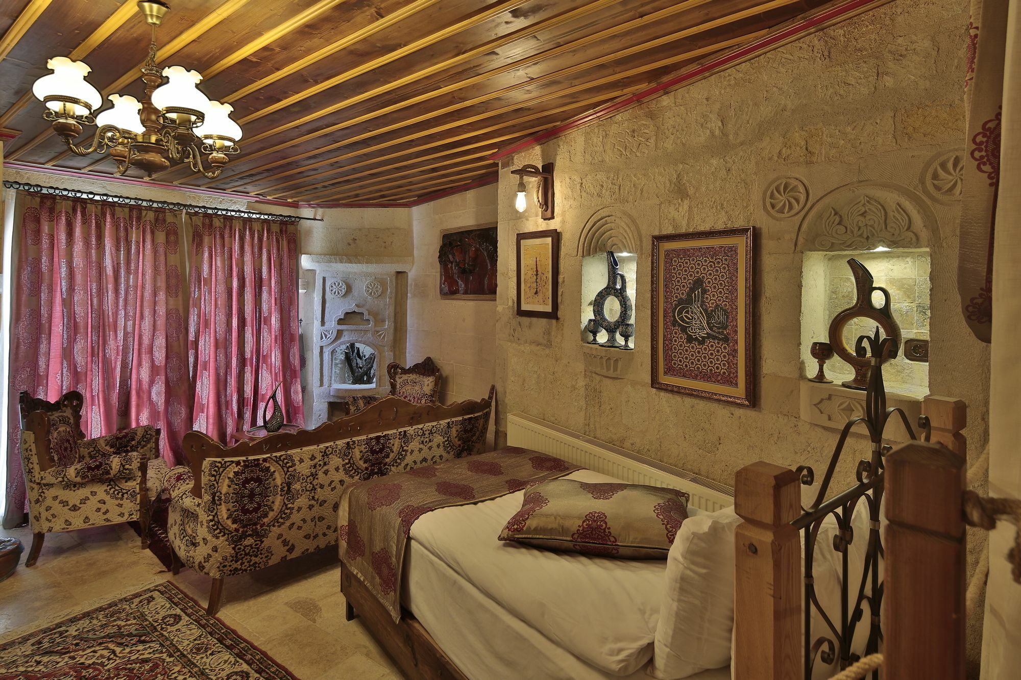 Aren Cave And Art Gallery 2* Goreme