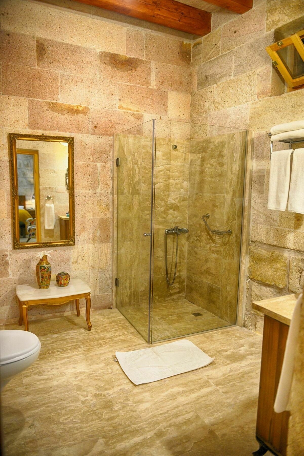 Hotel Salkim Cave House 2*
