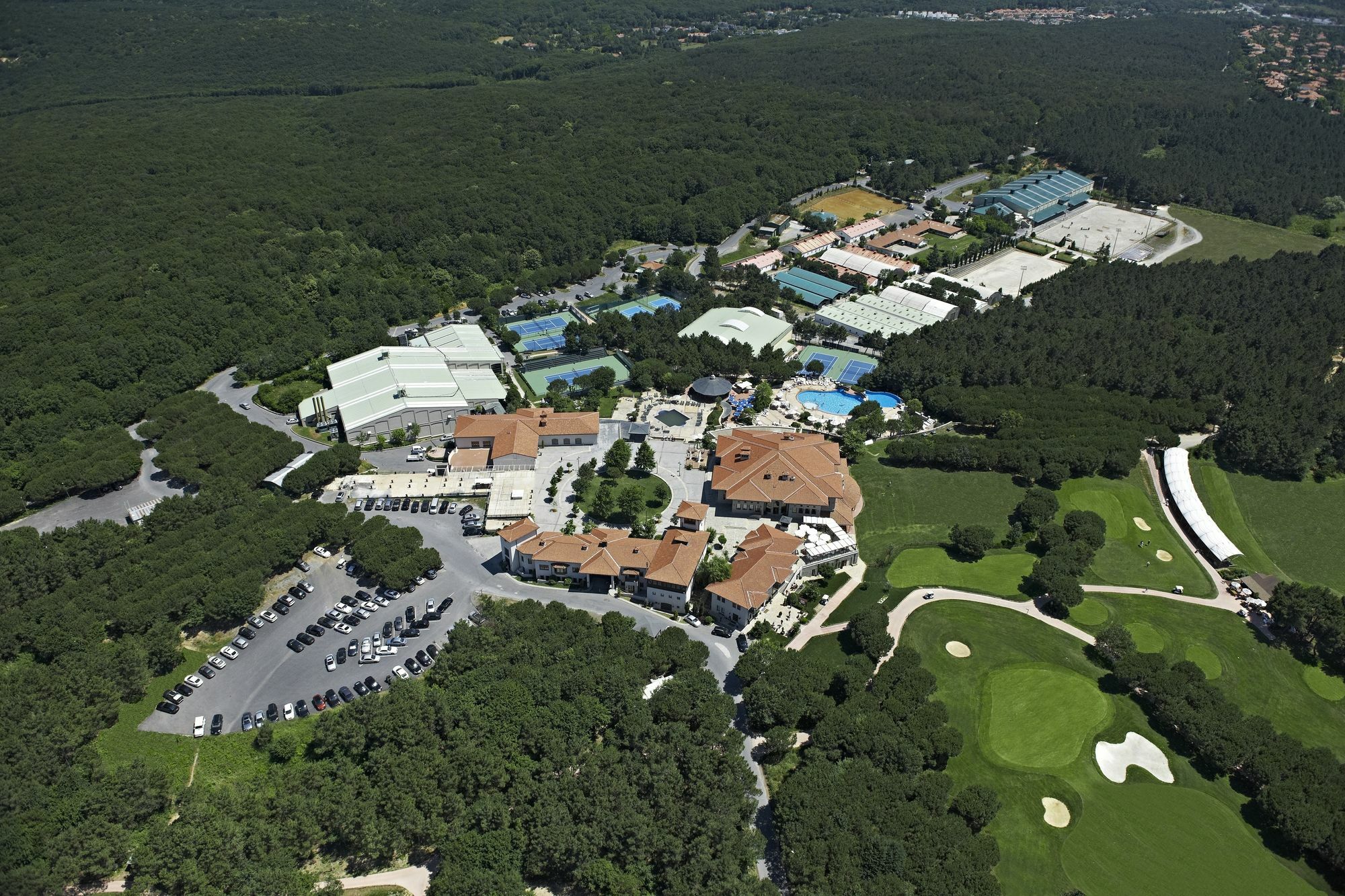 Kemer Country Istanbul 4* Zekeriyakoy