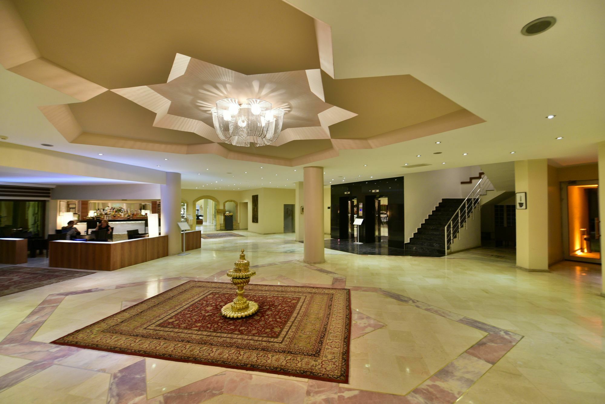 Hotel Avrasya