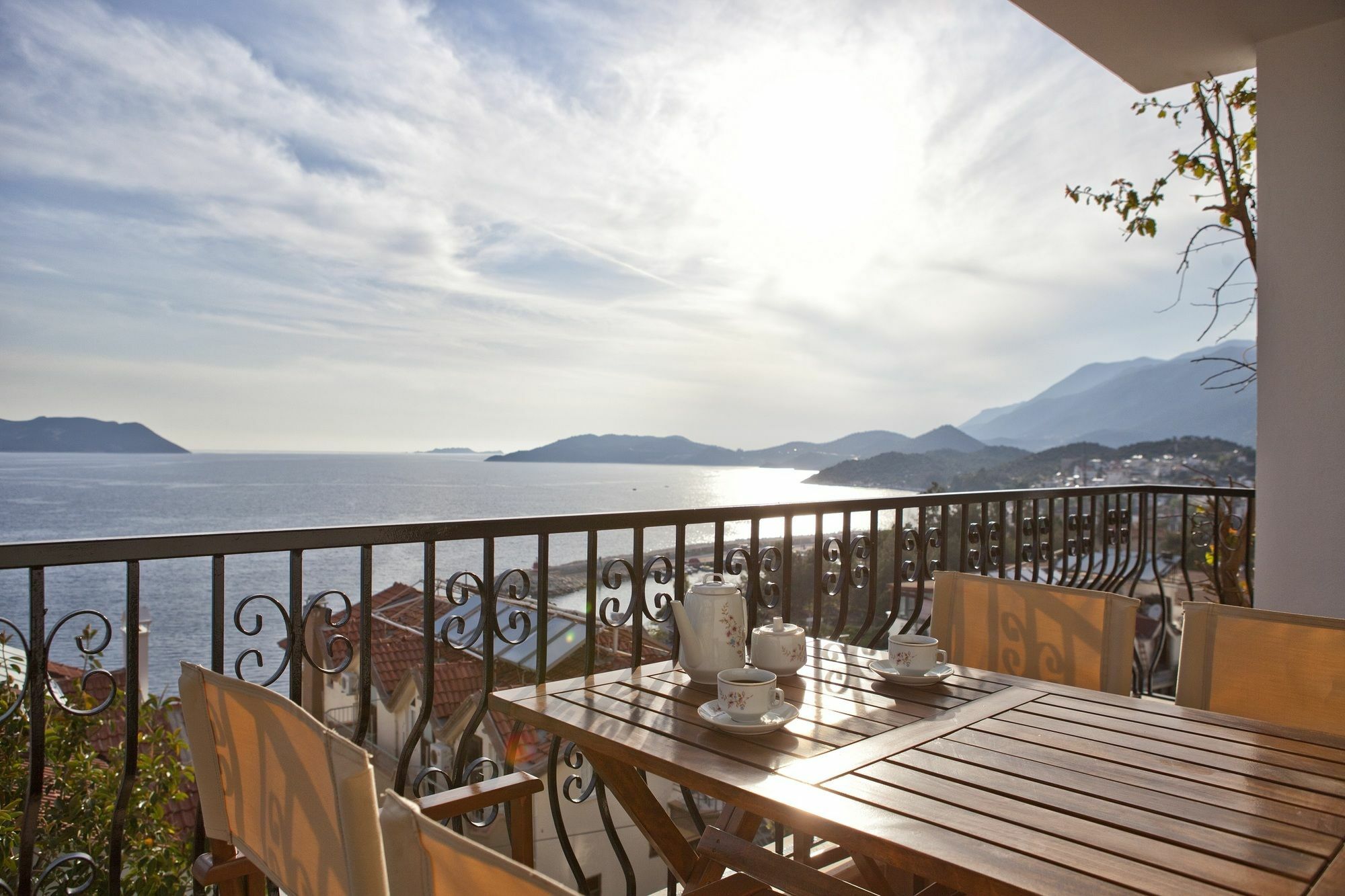 Lantana Aparts Aparthotel 2*