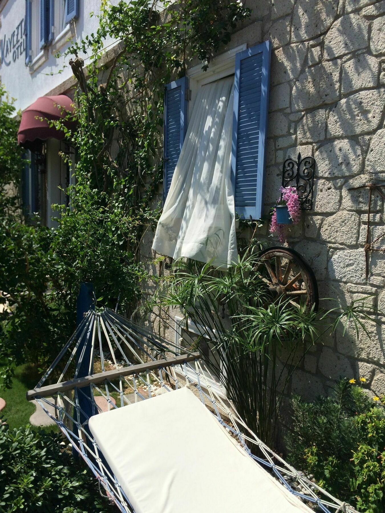 Kayezta Hotel 2*