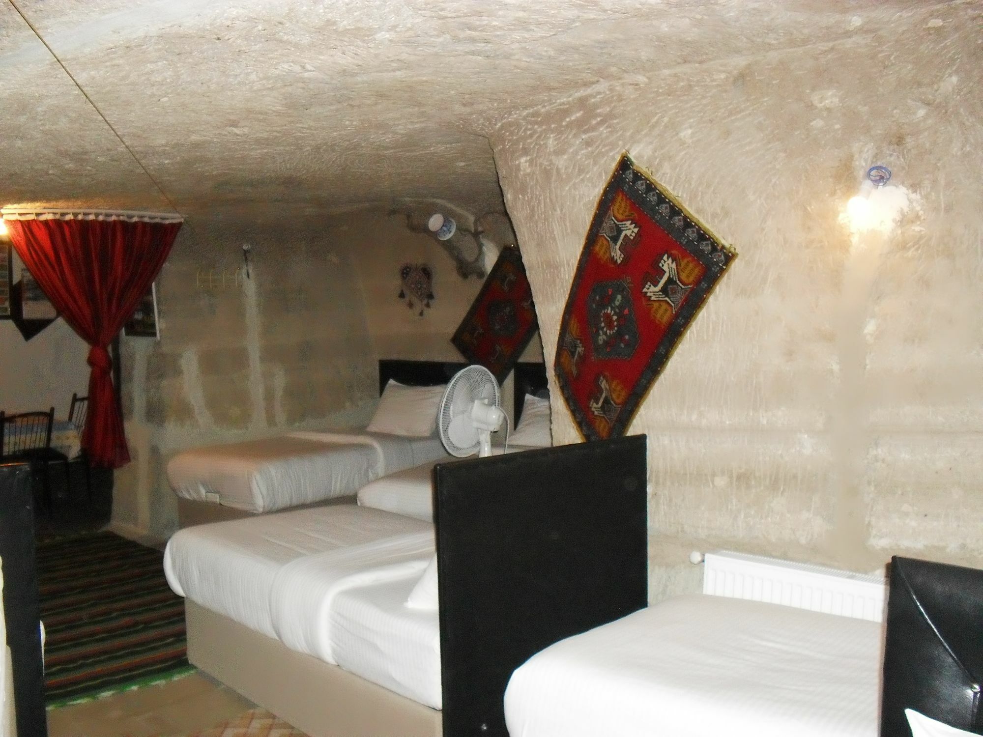 Avlu Cave House