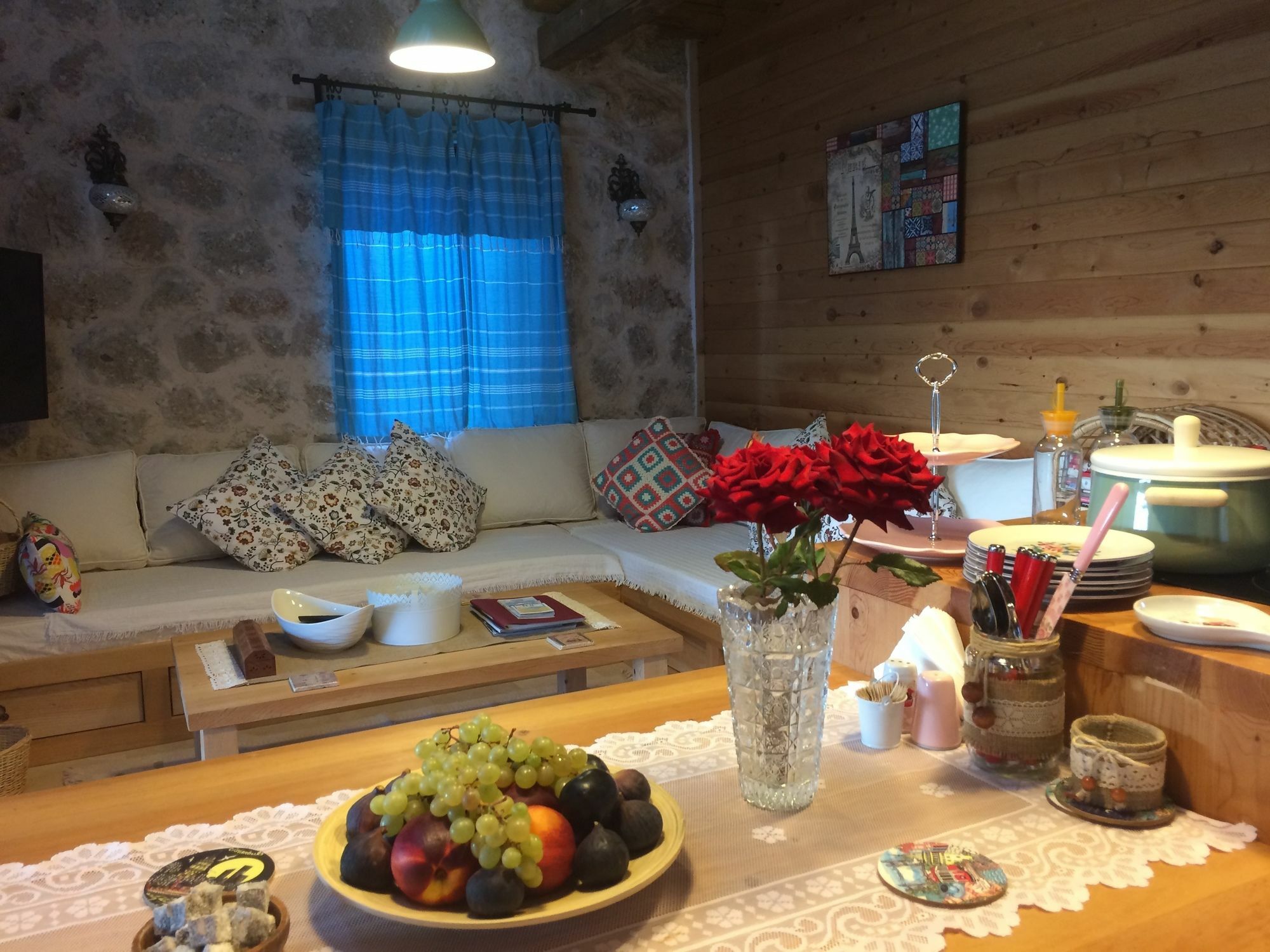 Ambar Evleri Kalkan