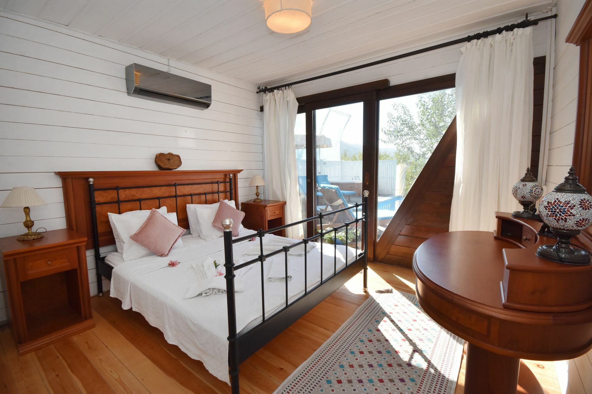 Kal1520 Sultan2 2 Bedrooms