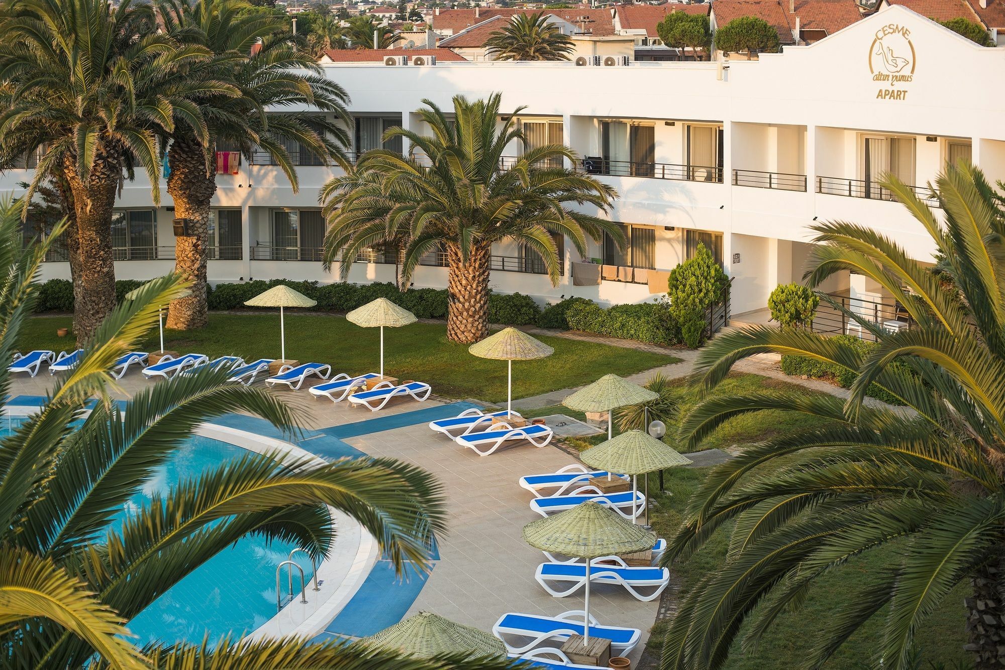 Altin Yunus Cesme