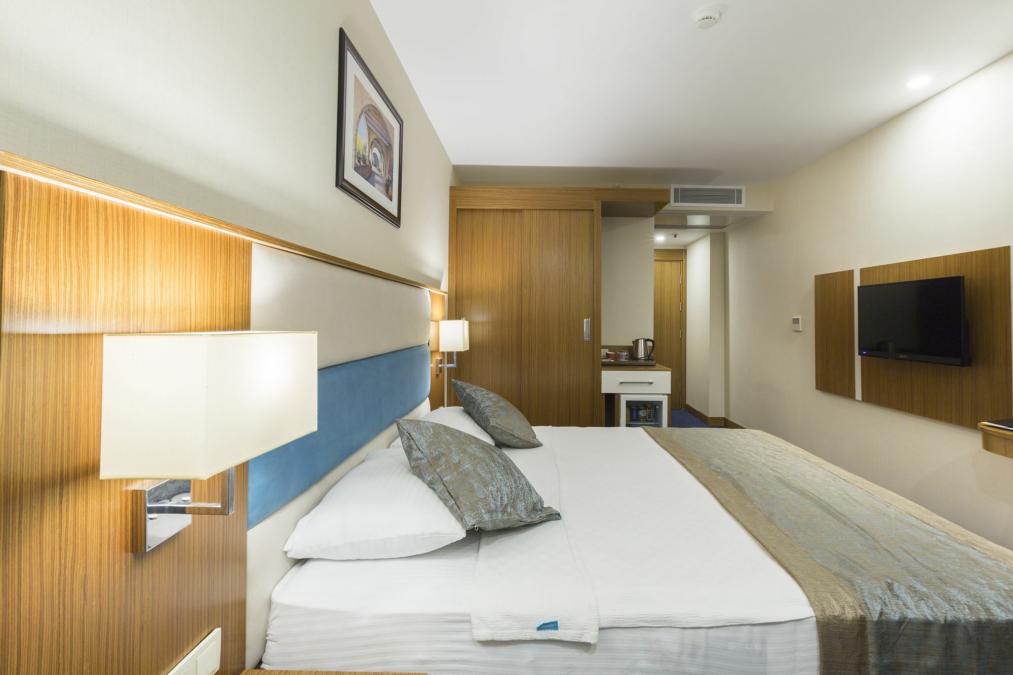 Hotel Marpessa Blue &
