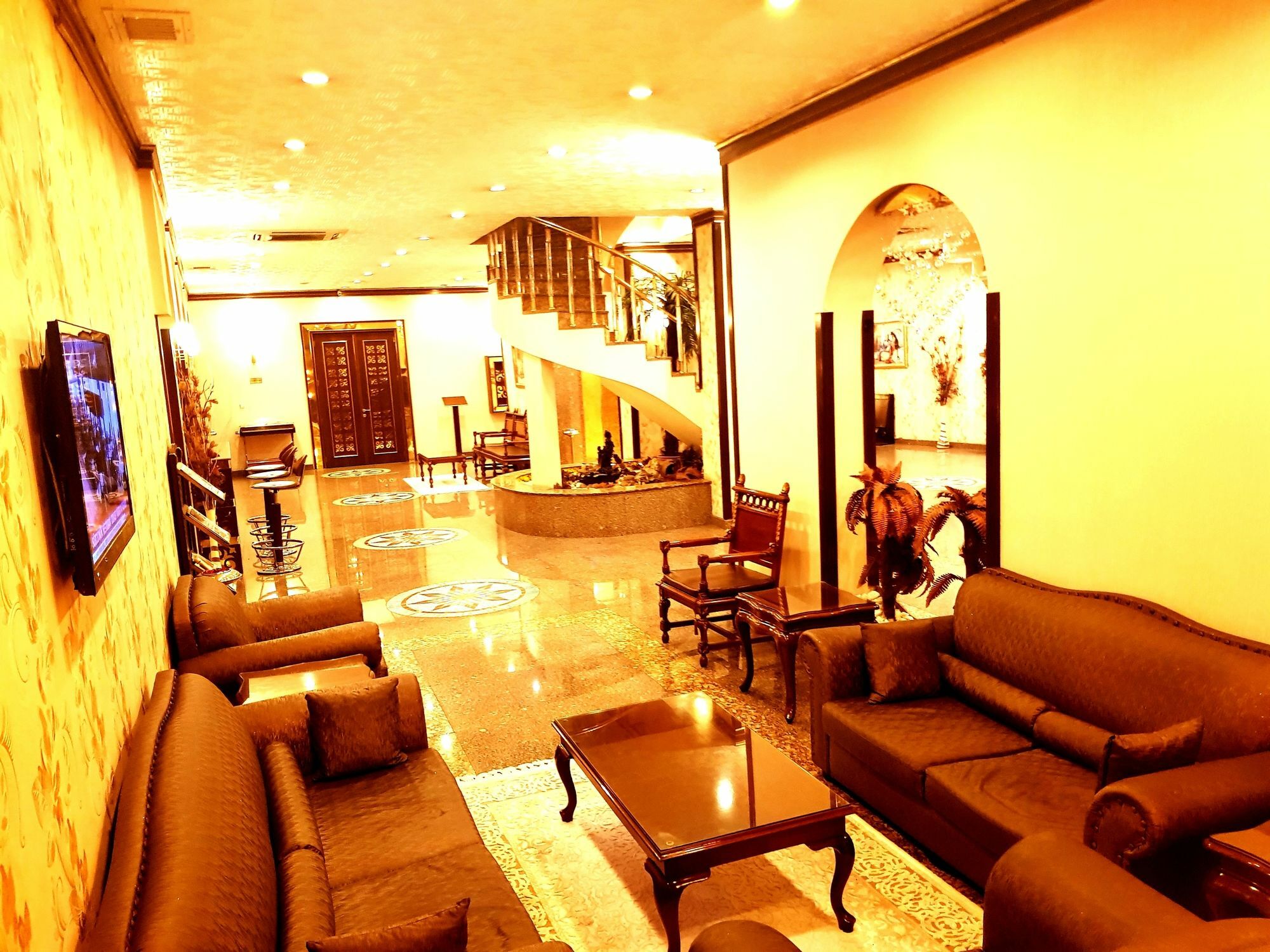 Hotel Business Park 4*