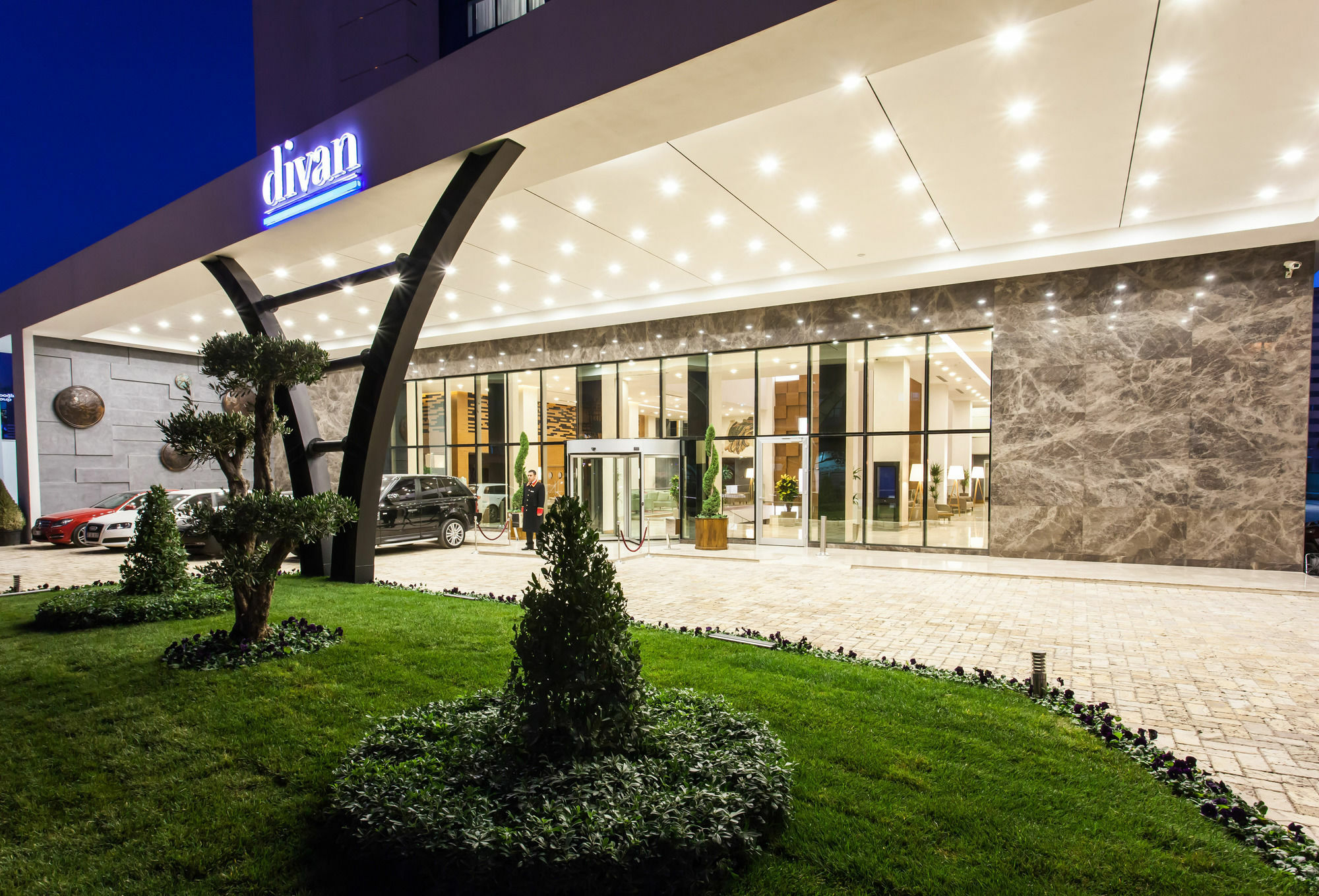 Divan Hotel 5*