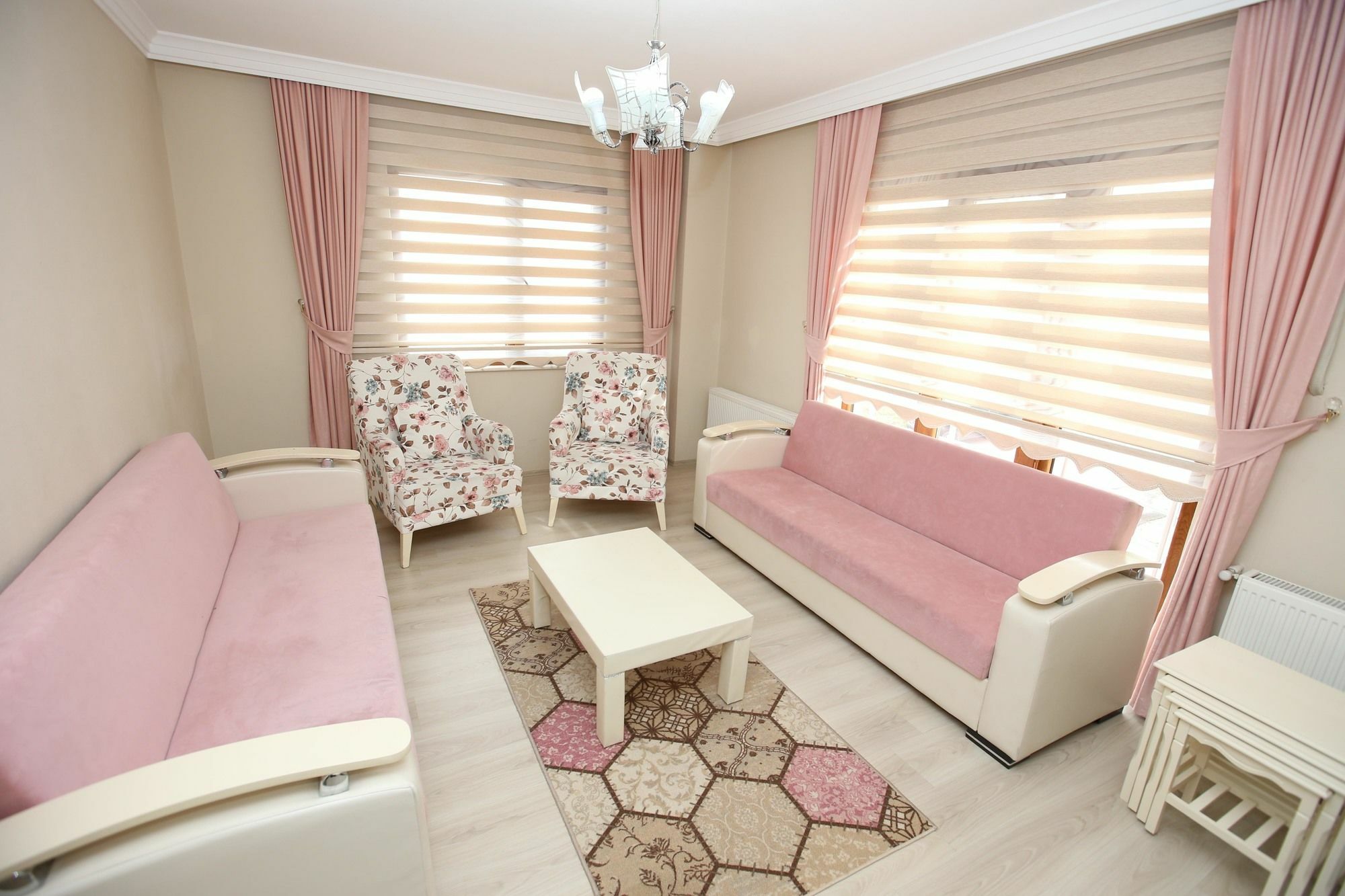 Apartment Elmas