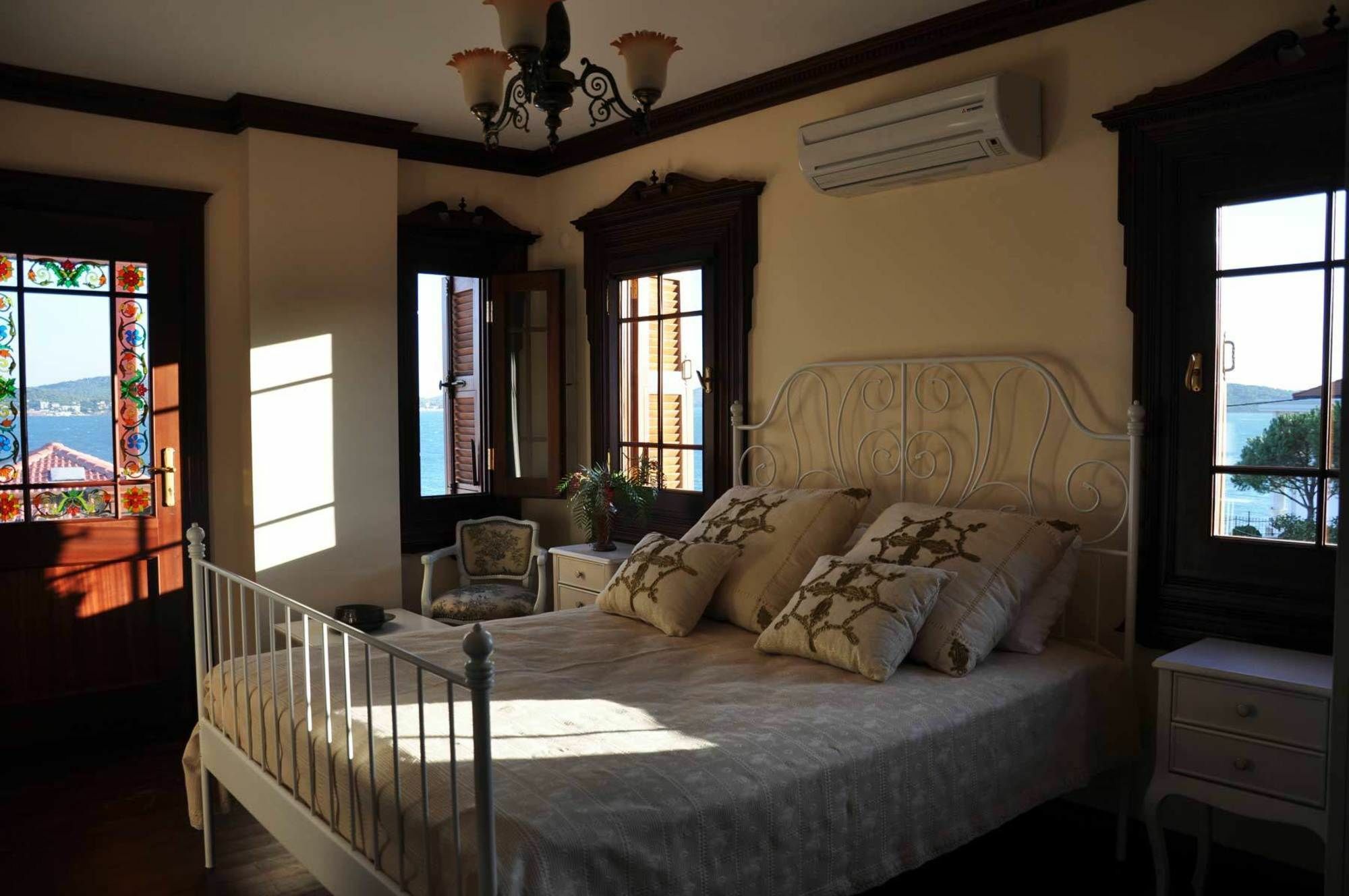 Cunda Sim Butik 3*