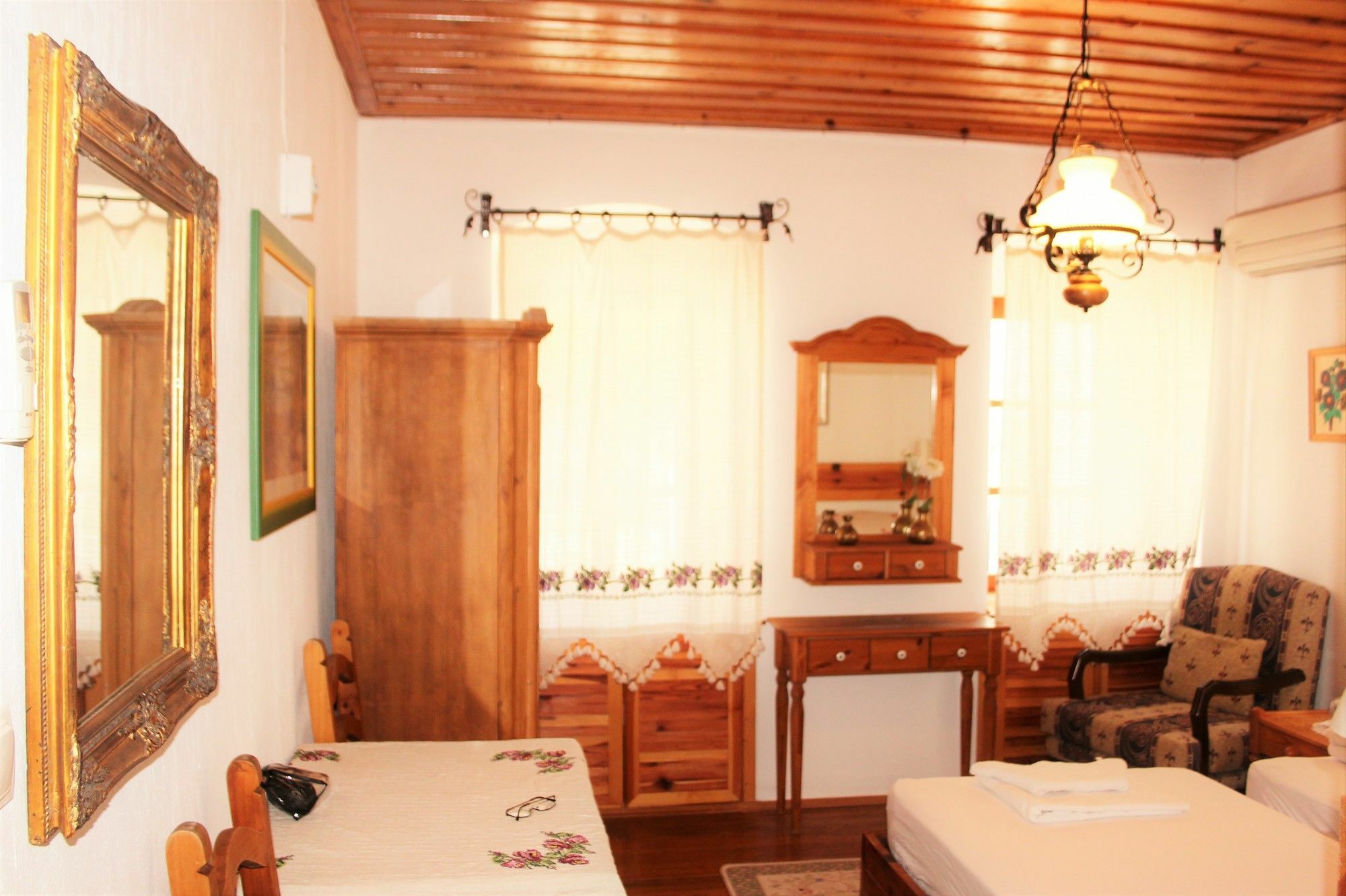Kispet Marti Boutique