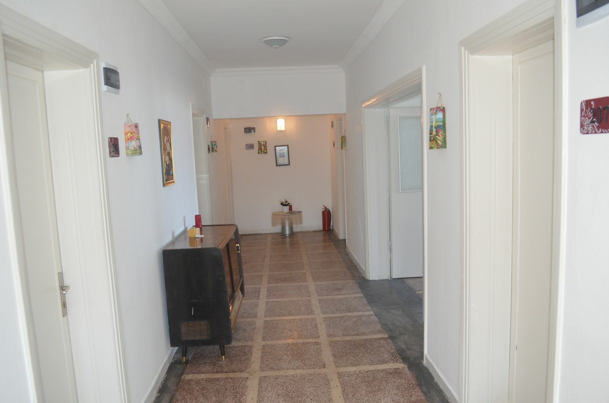 Tunc Hotel