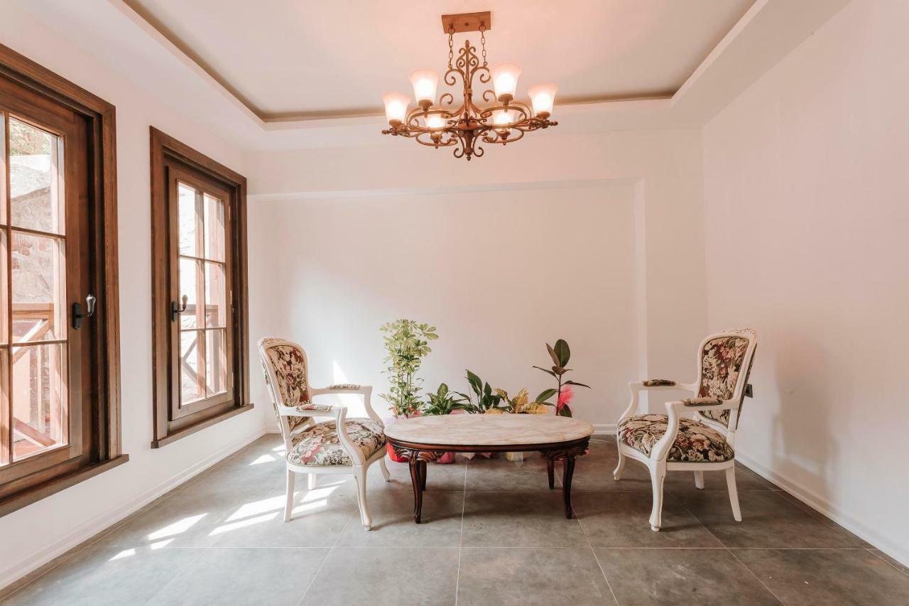 Hotel Kayalar *
